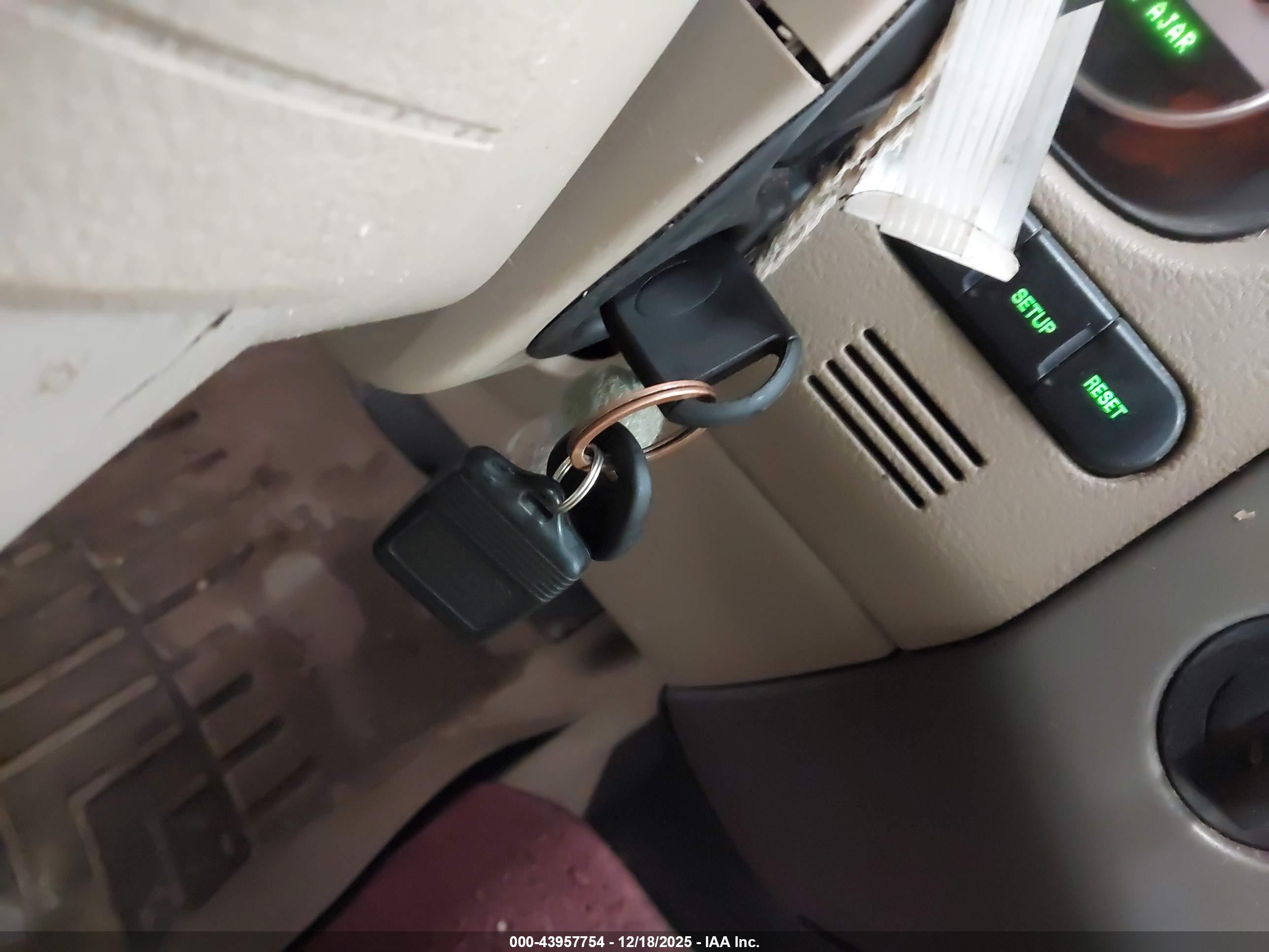 FORD F-150 image 11