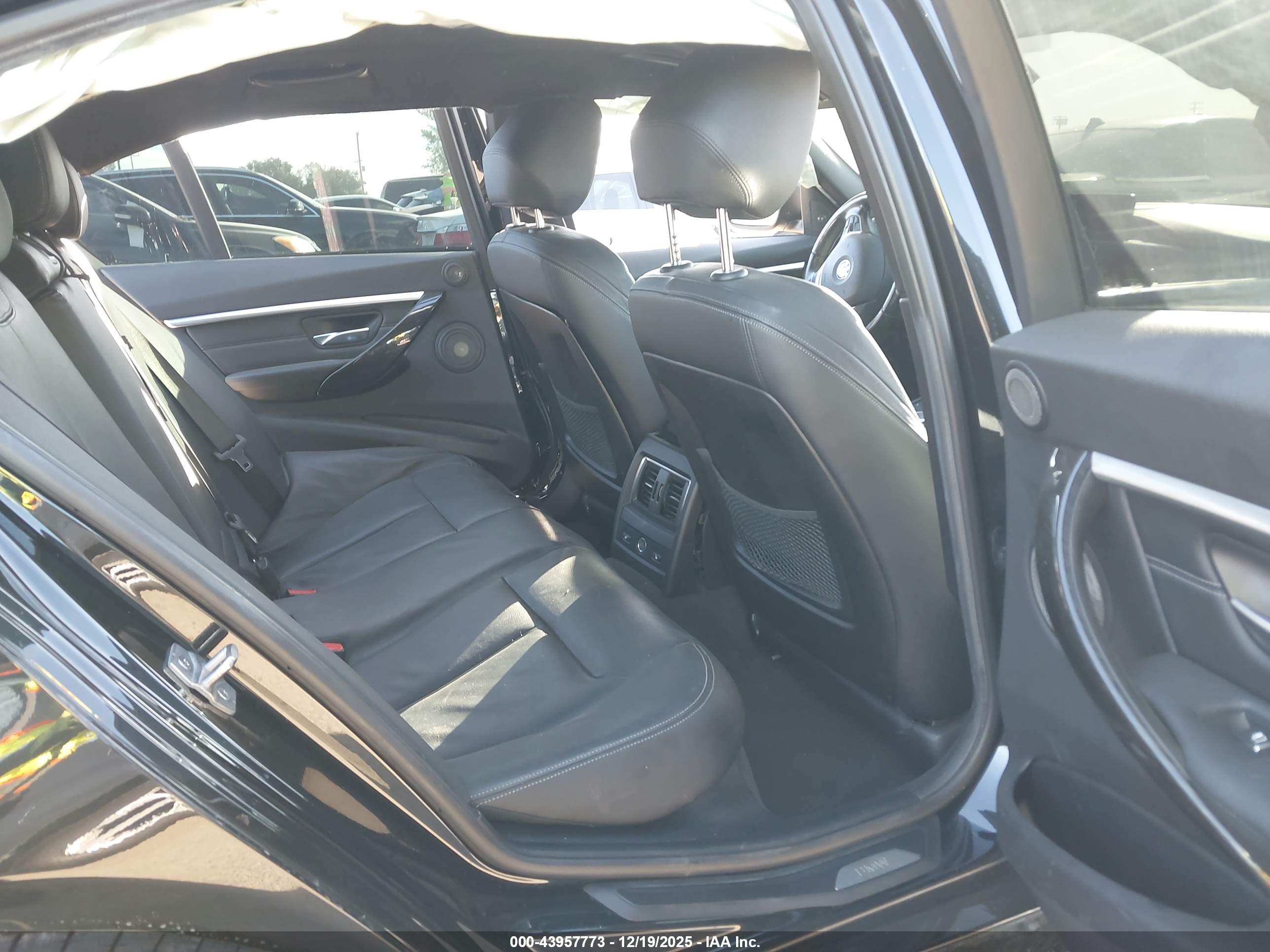 BMW 340I image 8