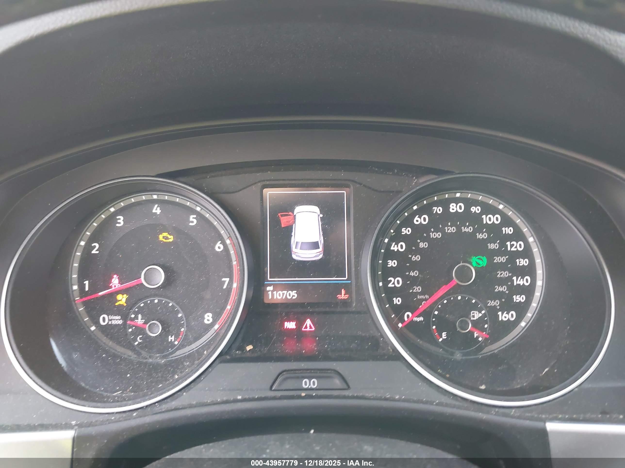 VOLKSWAGEN ATLAS image 7