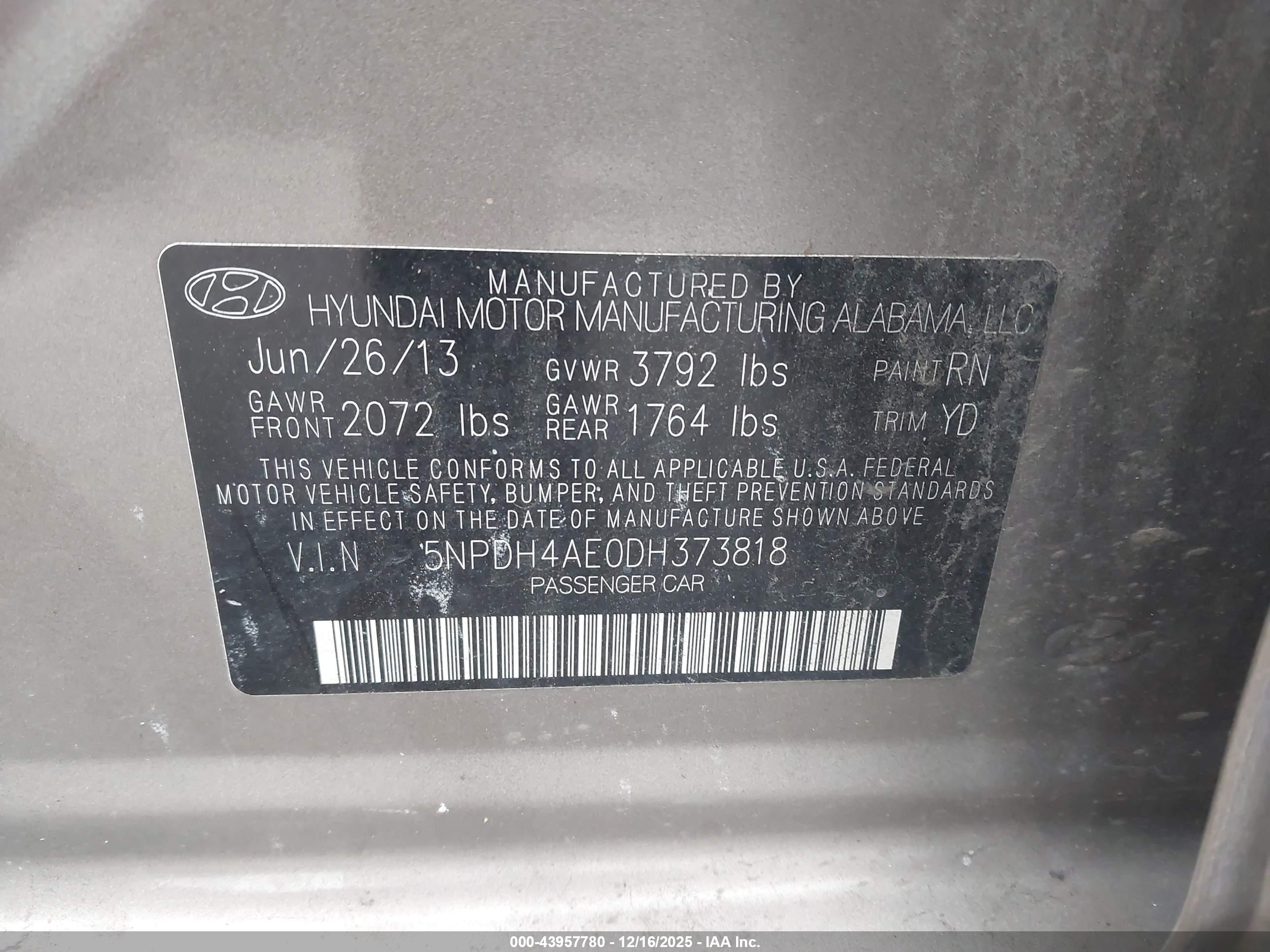 HYUNDAI ELANTRA image 9
