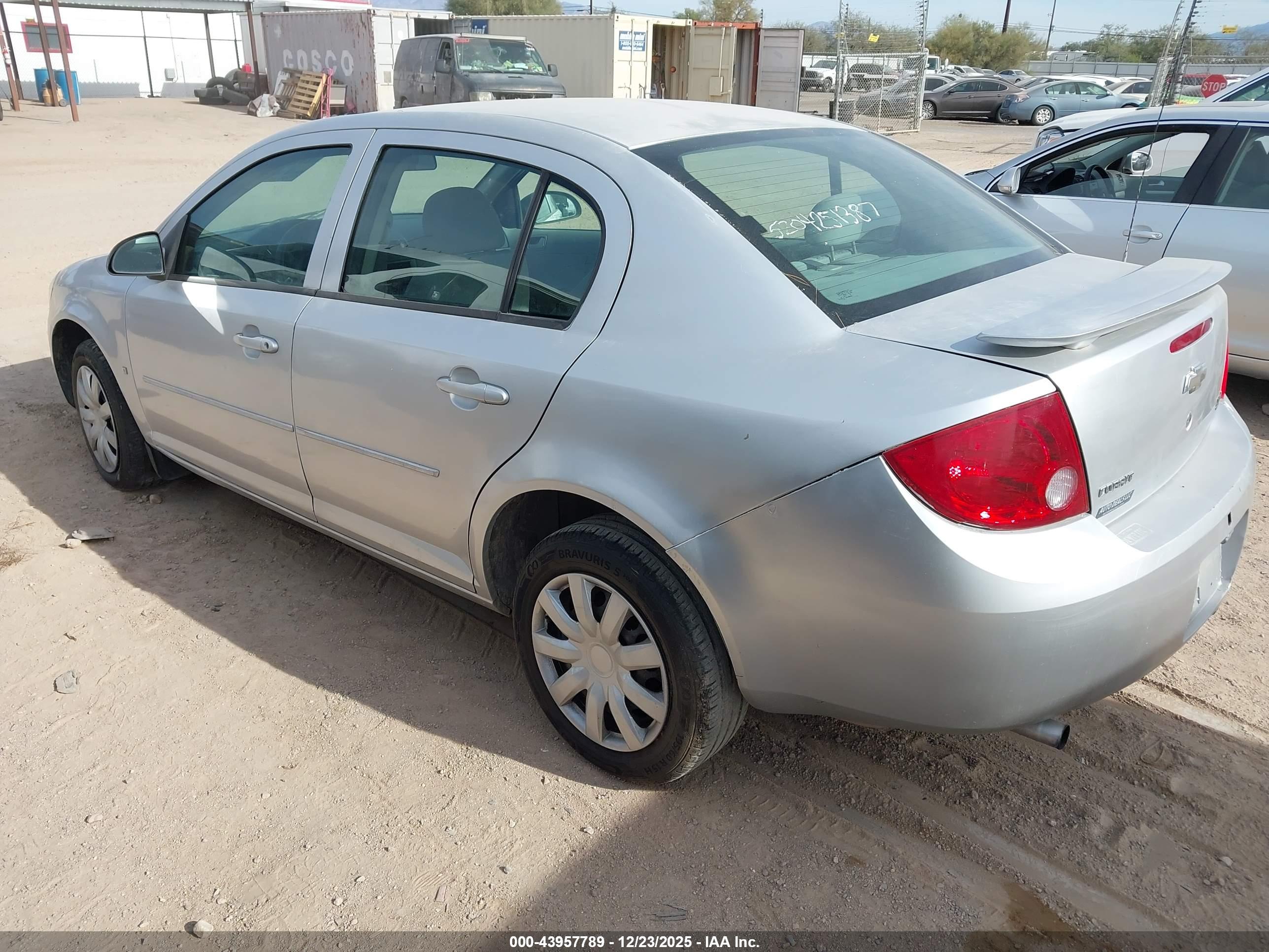 CHEVROLET COBALT image 3