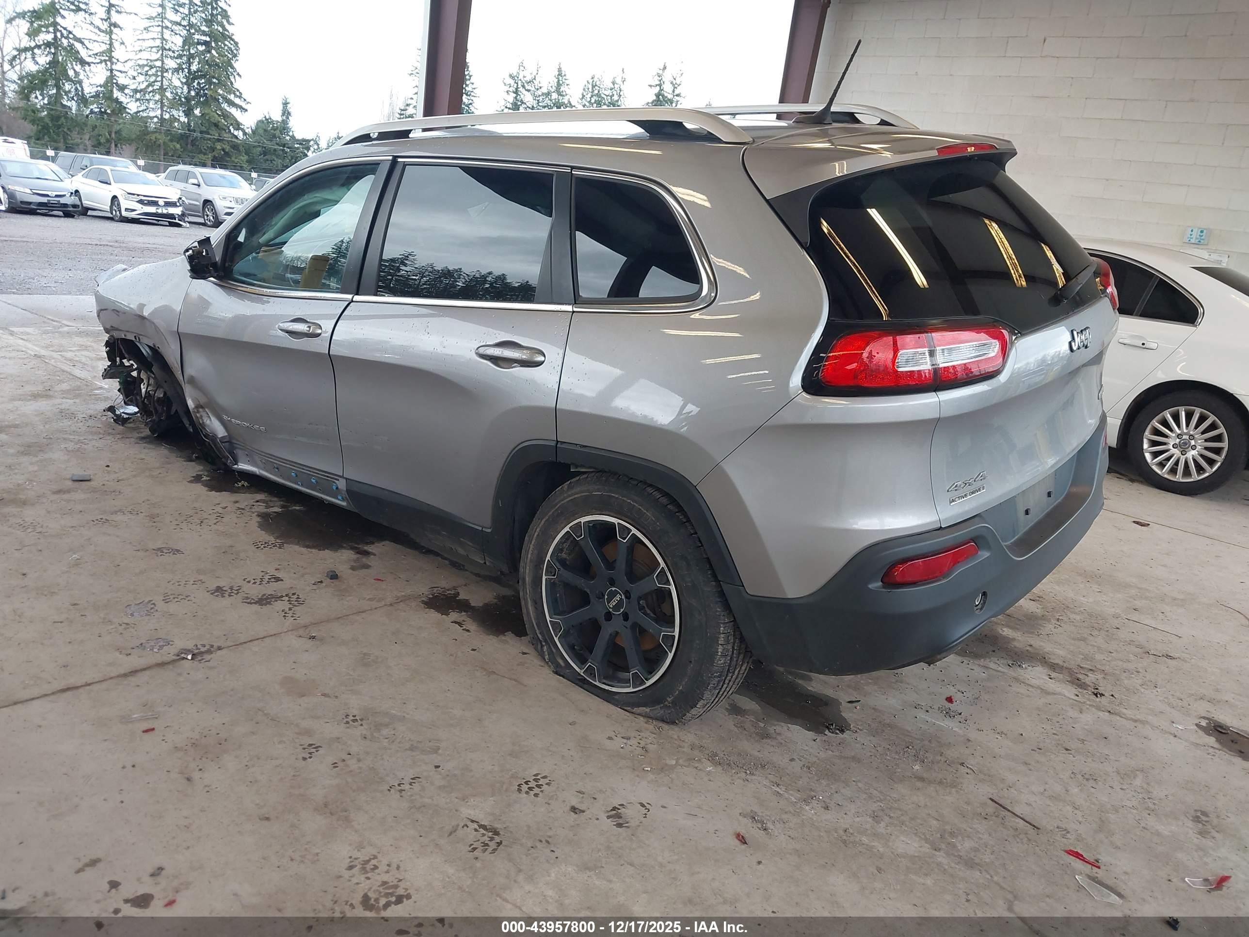 JEEP CHEROKEE image 3