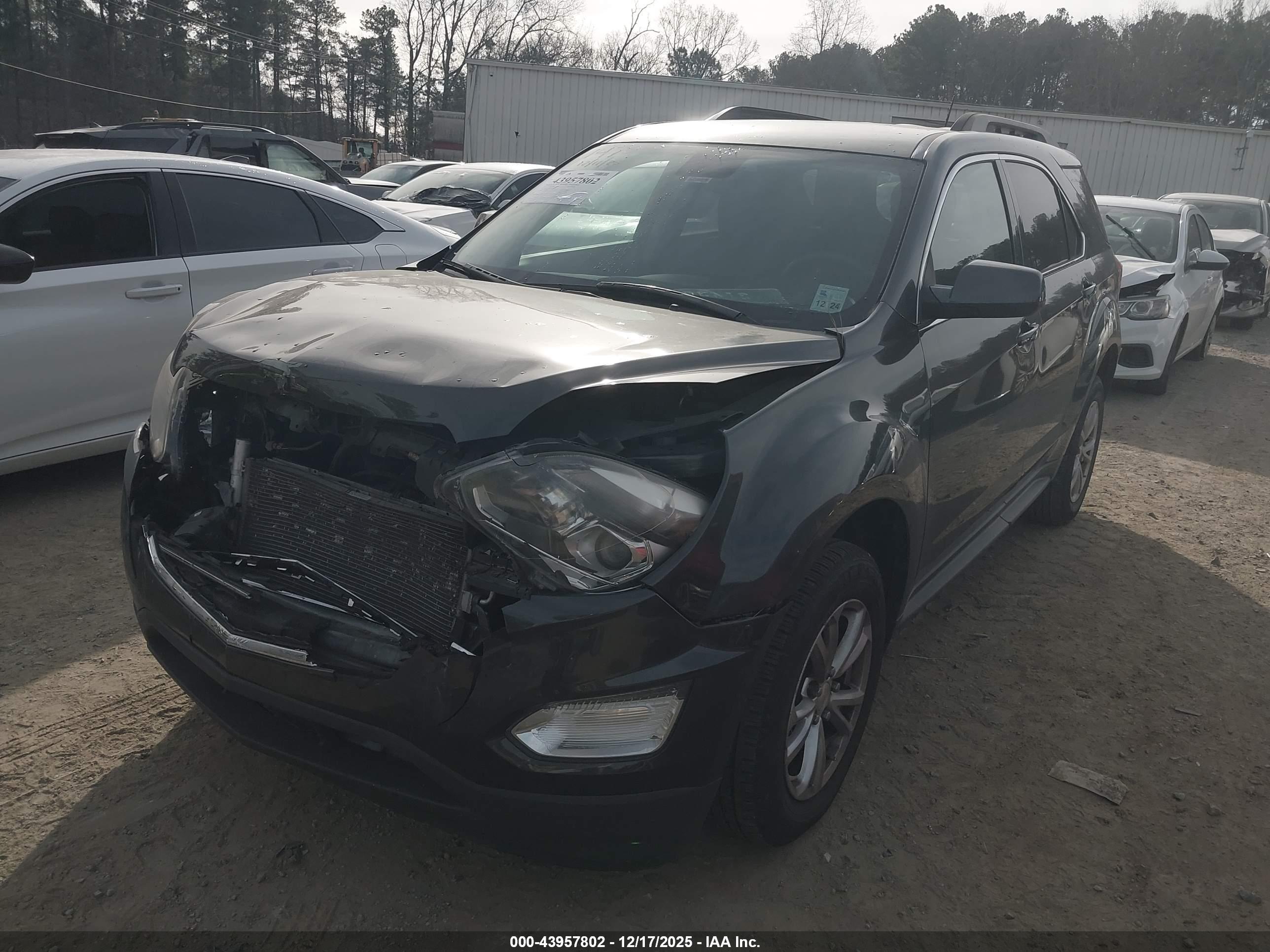 CHEVROLET EQUINOX image 2