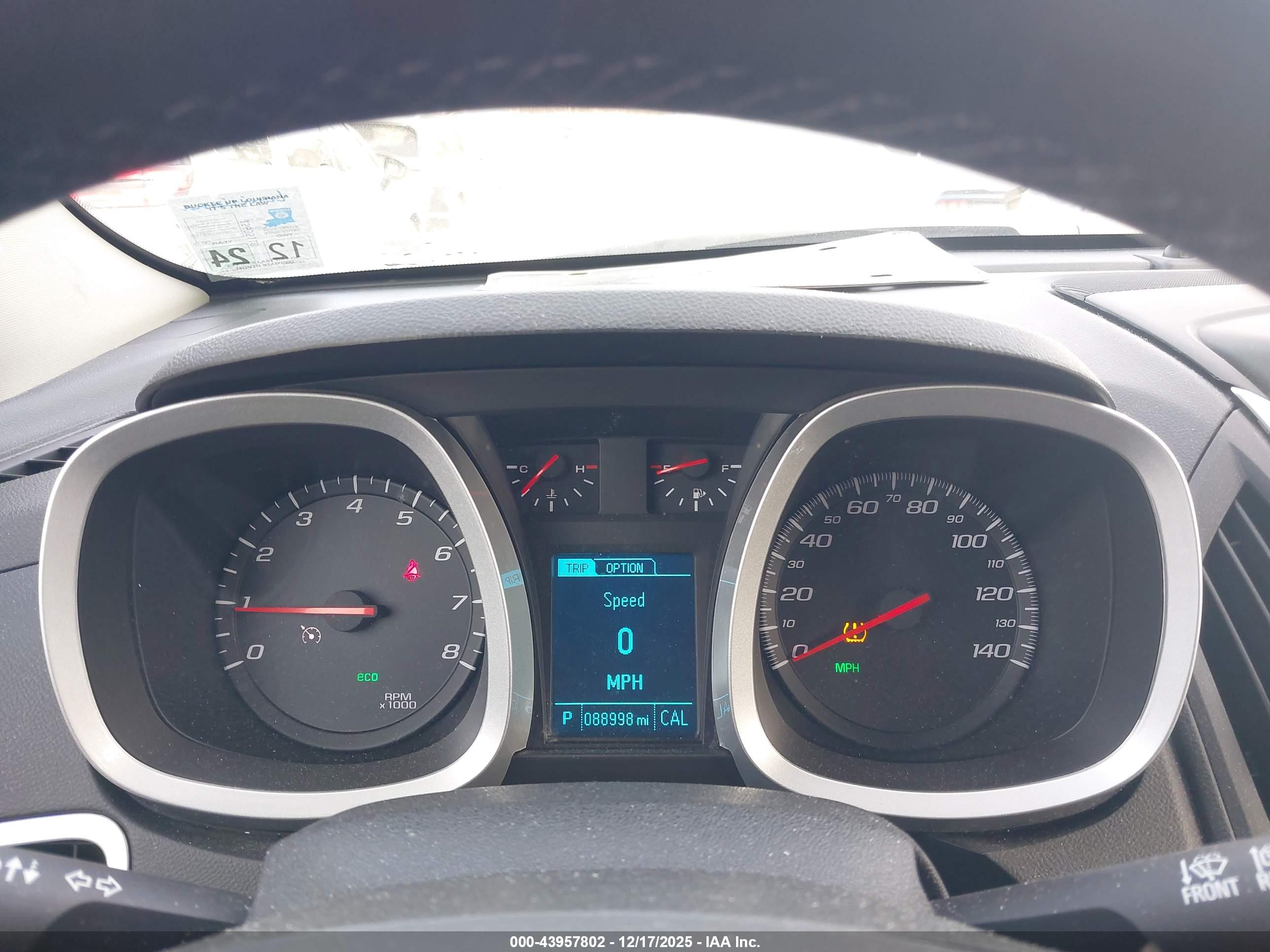 CHEVROLET EQUINOX image 7
