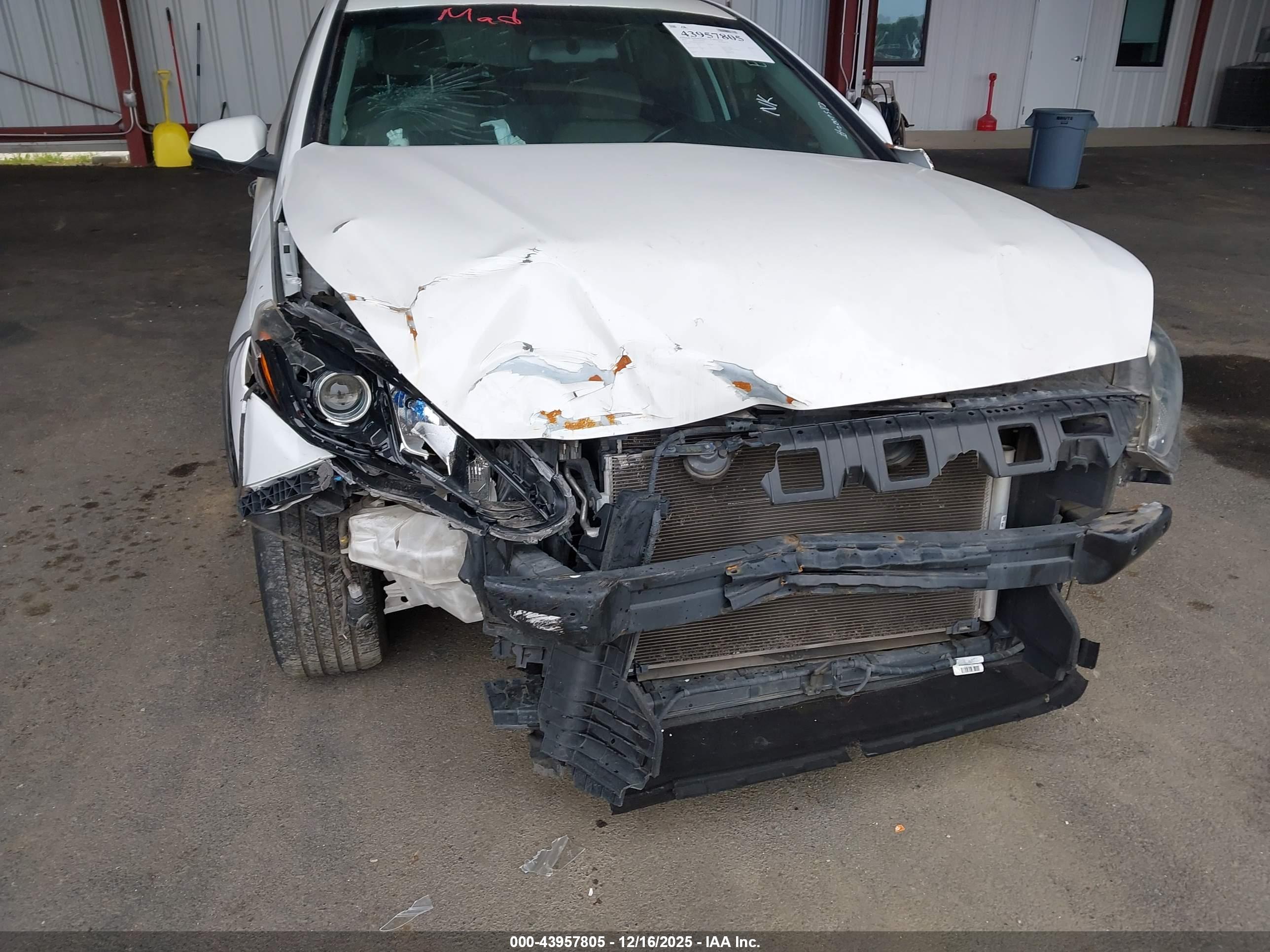 HYUNDAI SONATA image 6