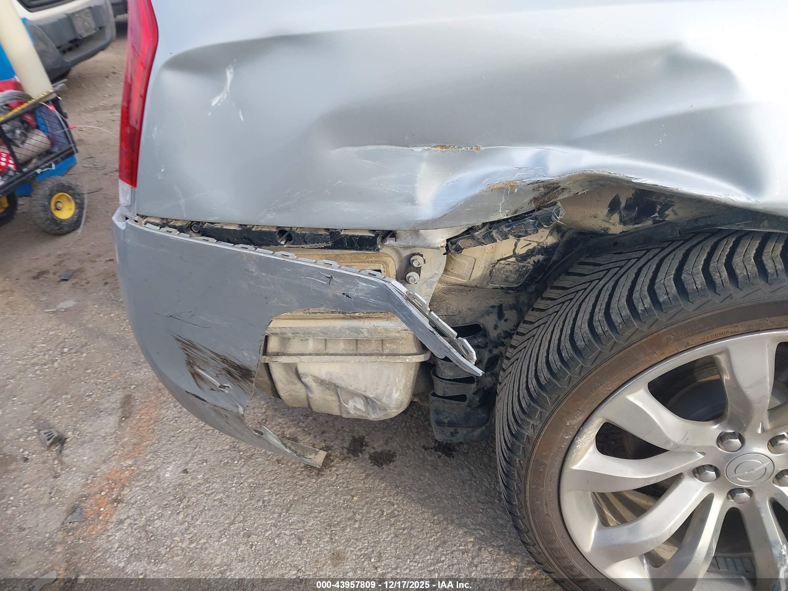 CHRYSLER 300 image 6