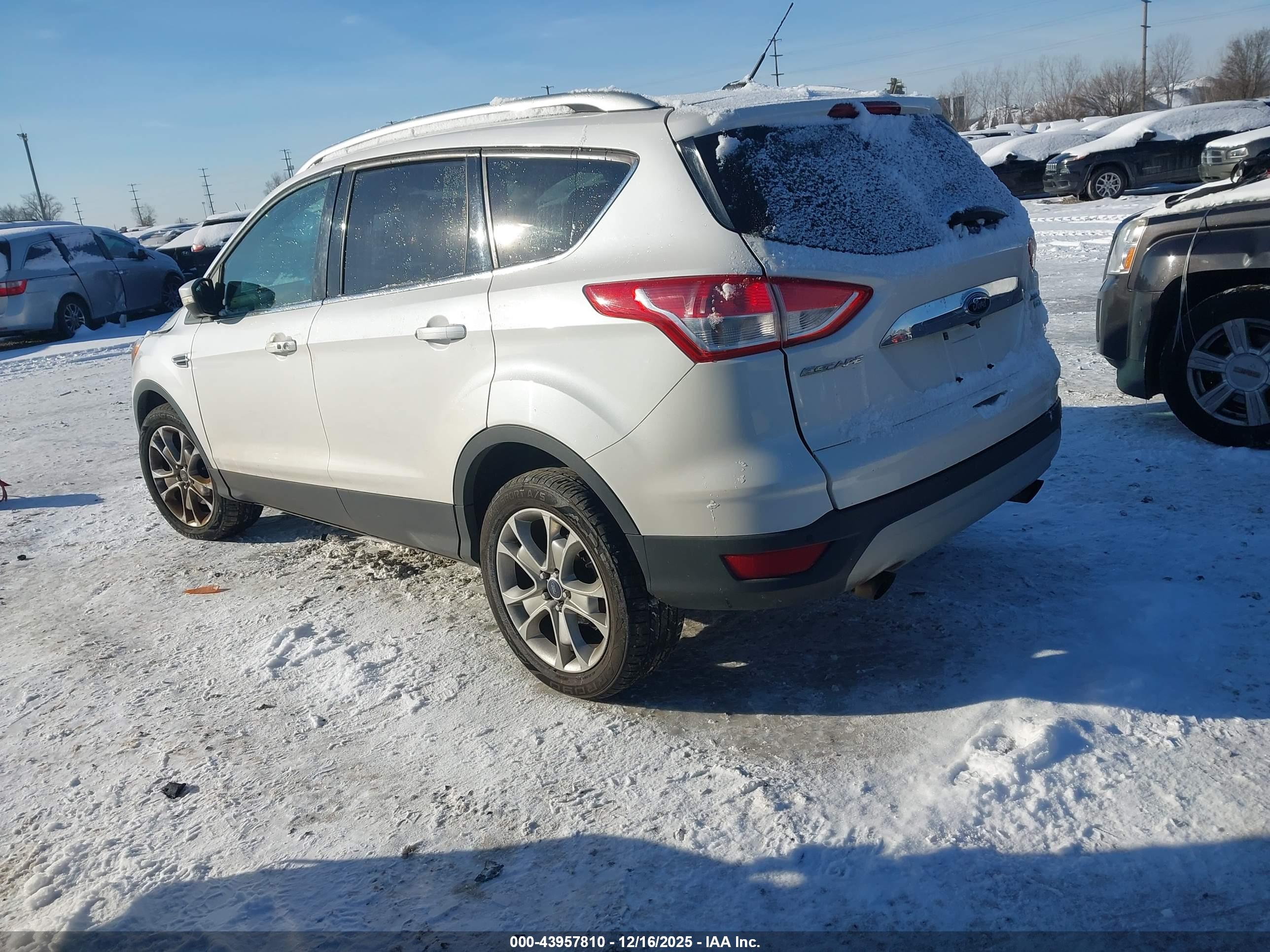 FORD ESCAPE image 3