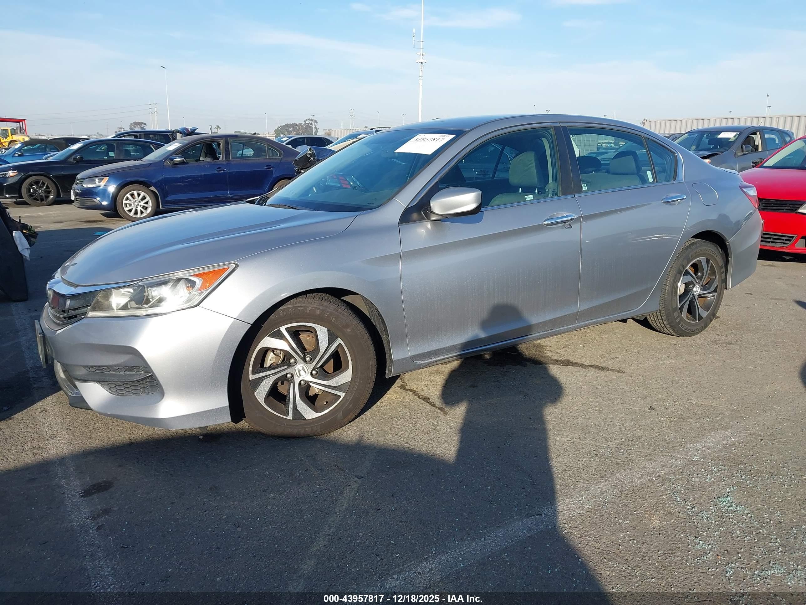 HONDA ACCORD image 2