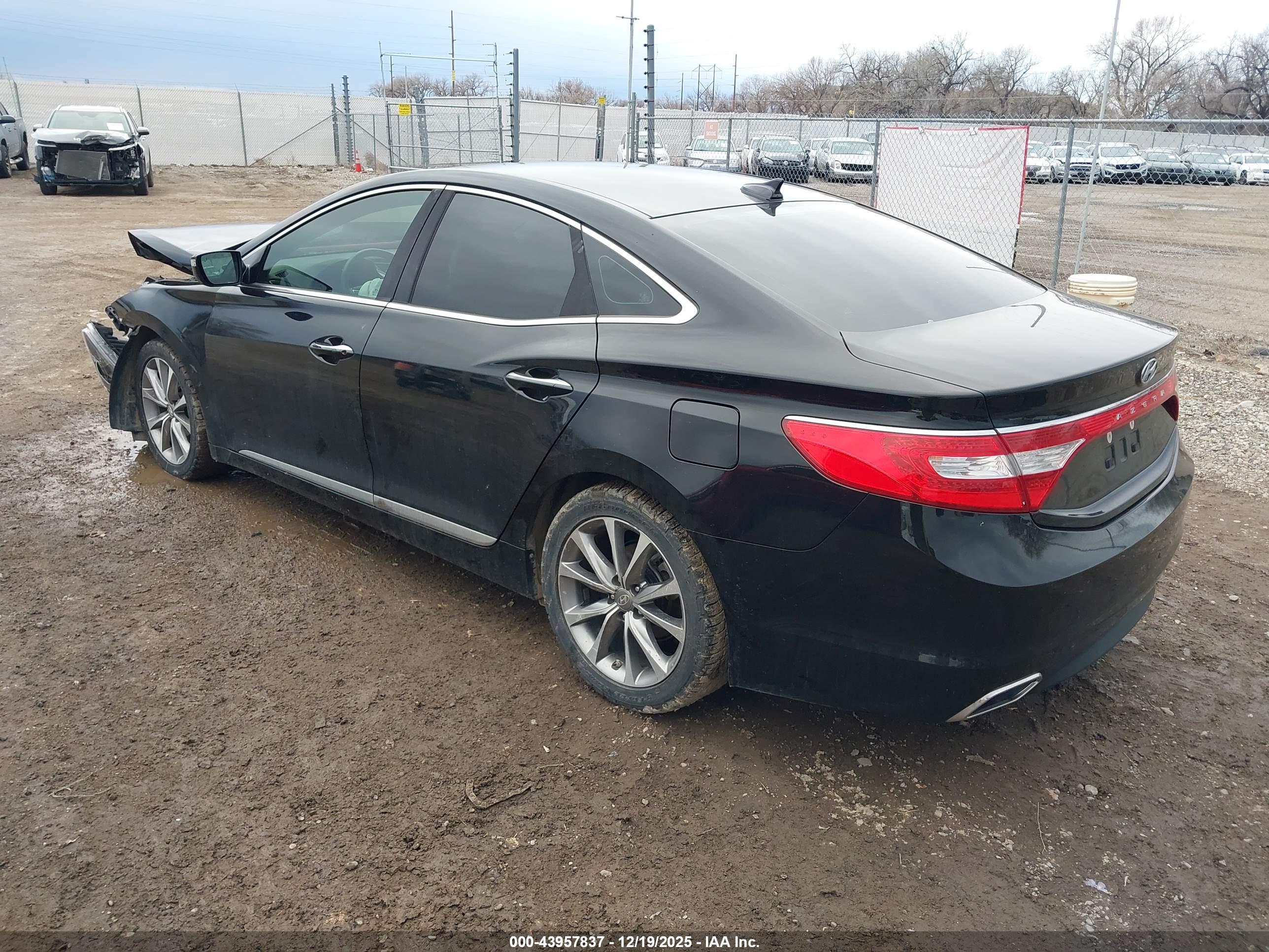 HYUNDAI AZERA image 3