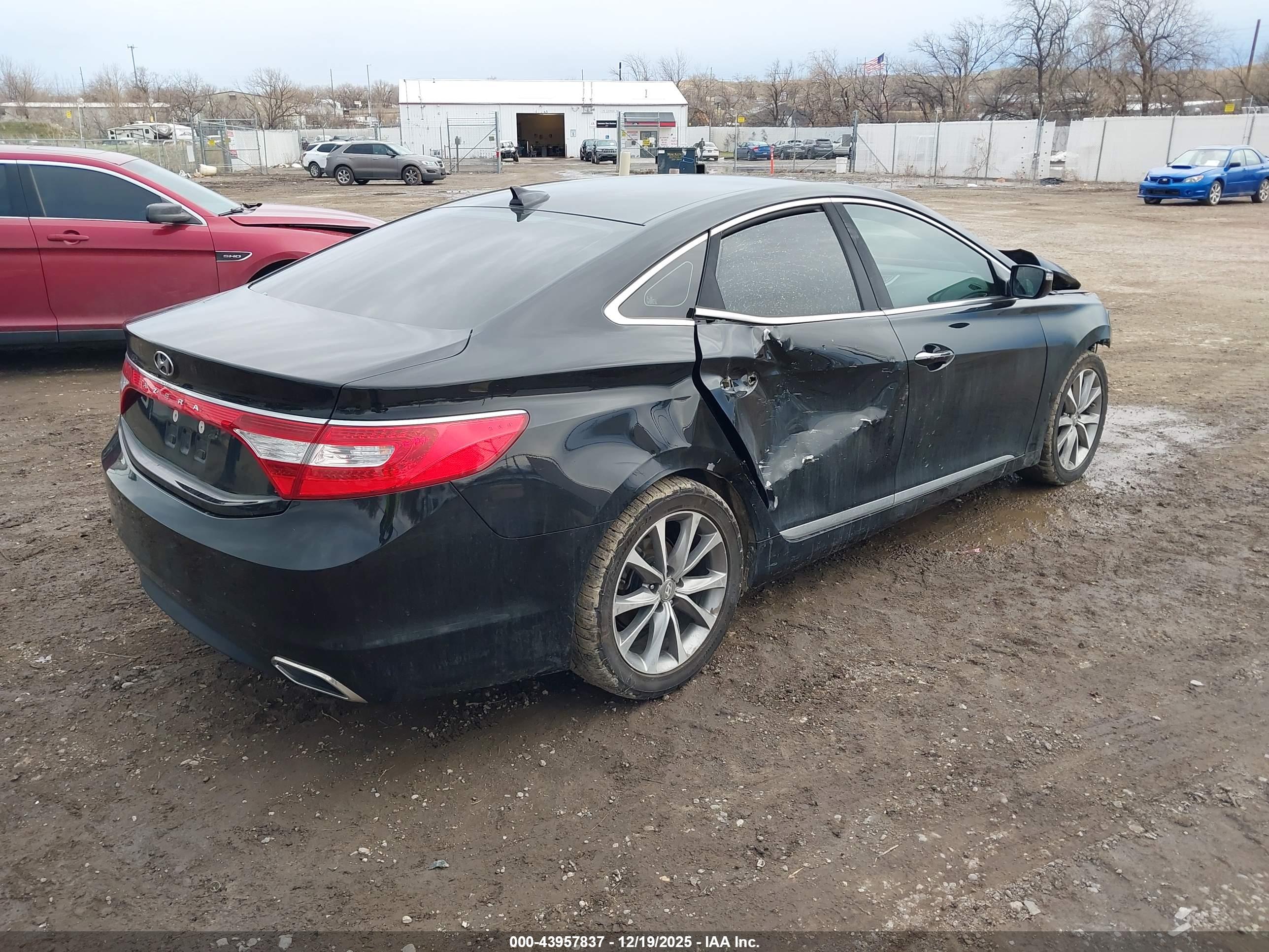 HYUNDAI AZERA image 4