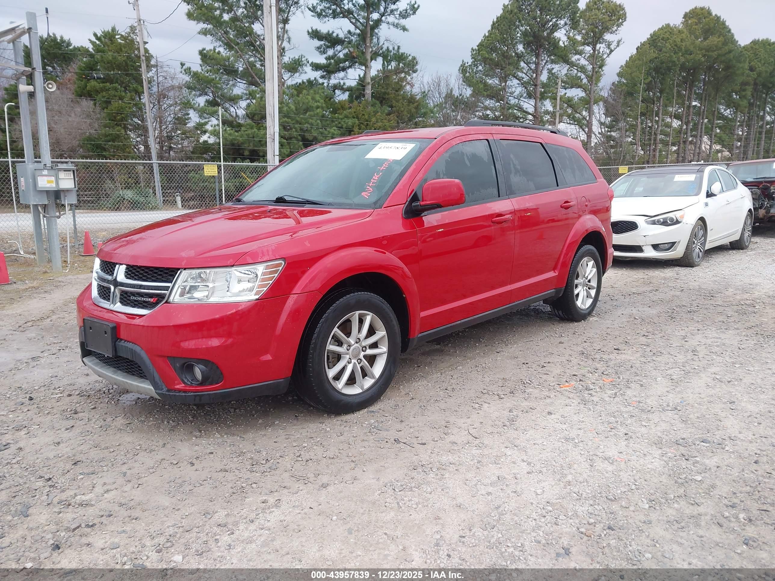 DODGE JOURNEY image 2
