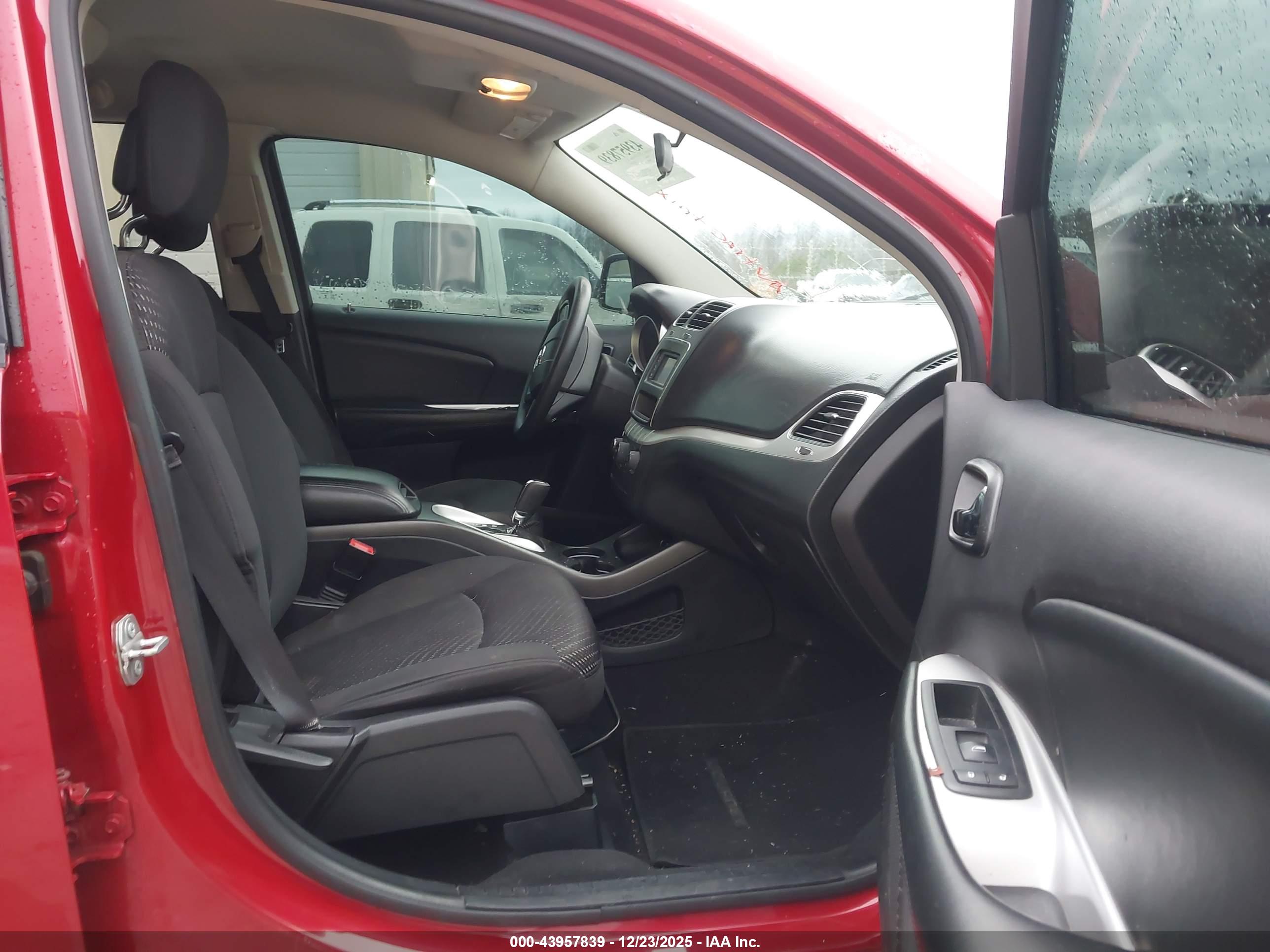 DODGE JOURNEY image 5
