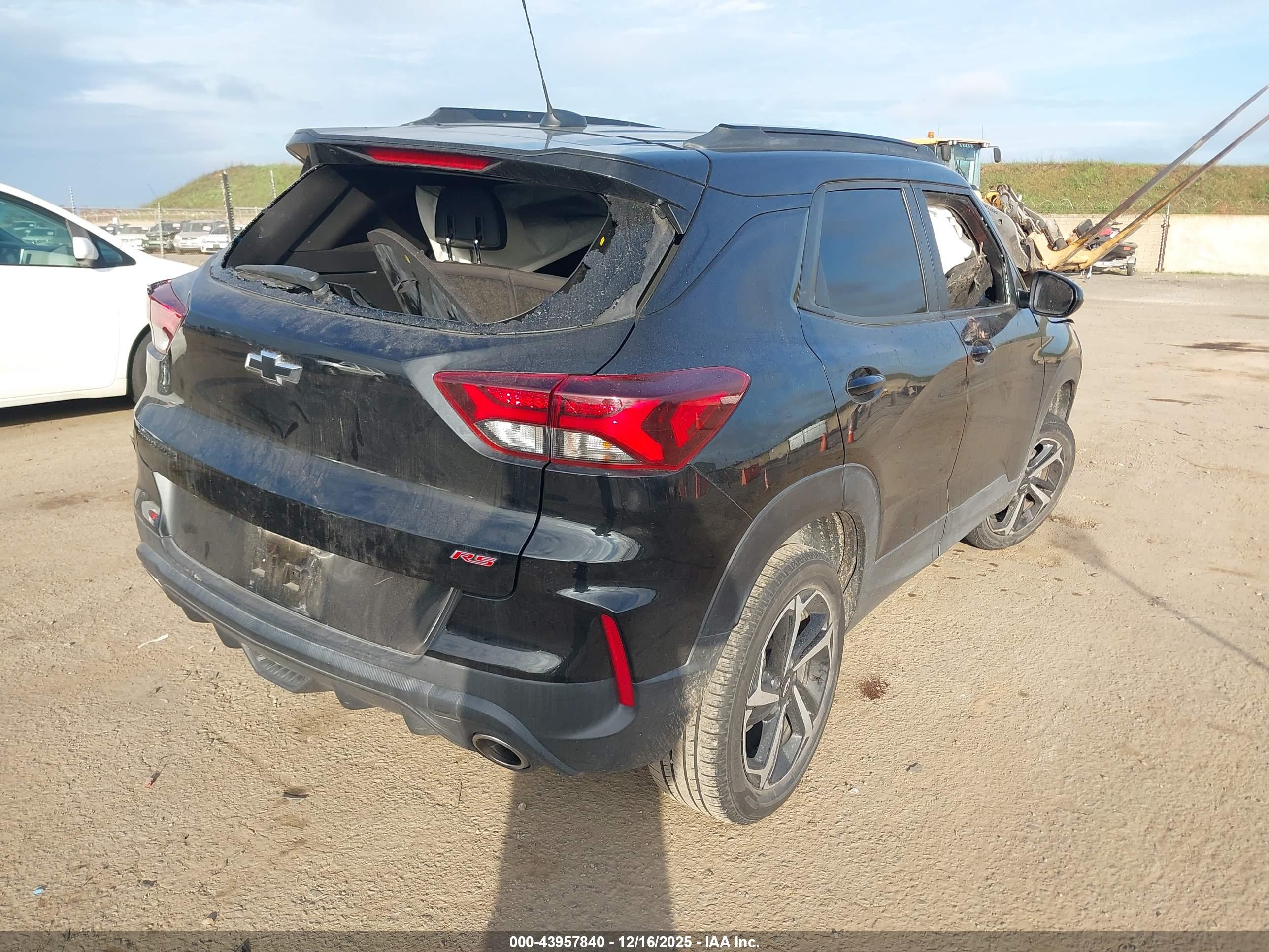 CHEVROLET TRAILBLAZER image 4