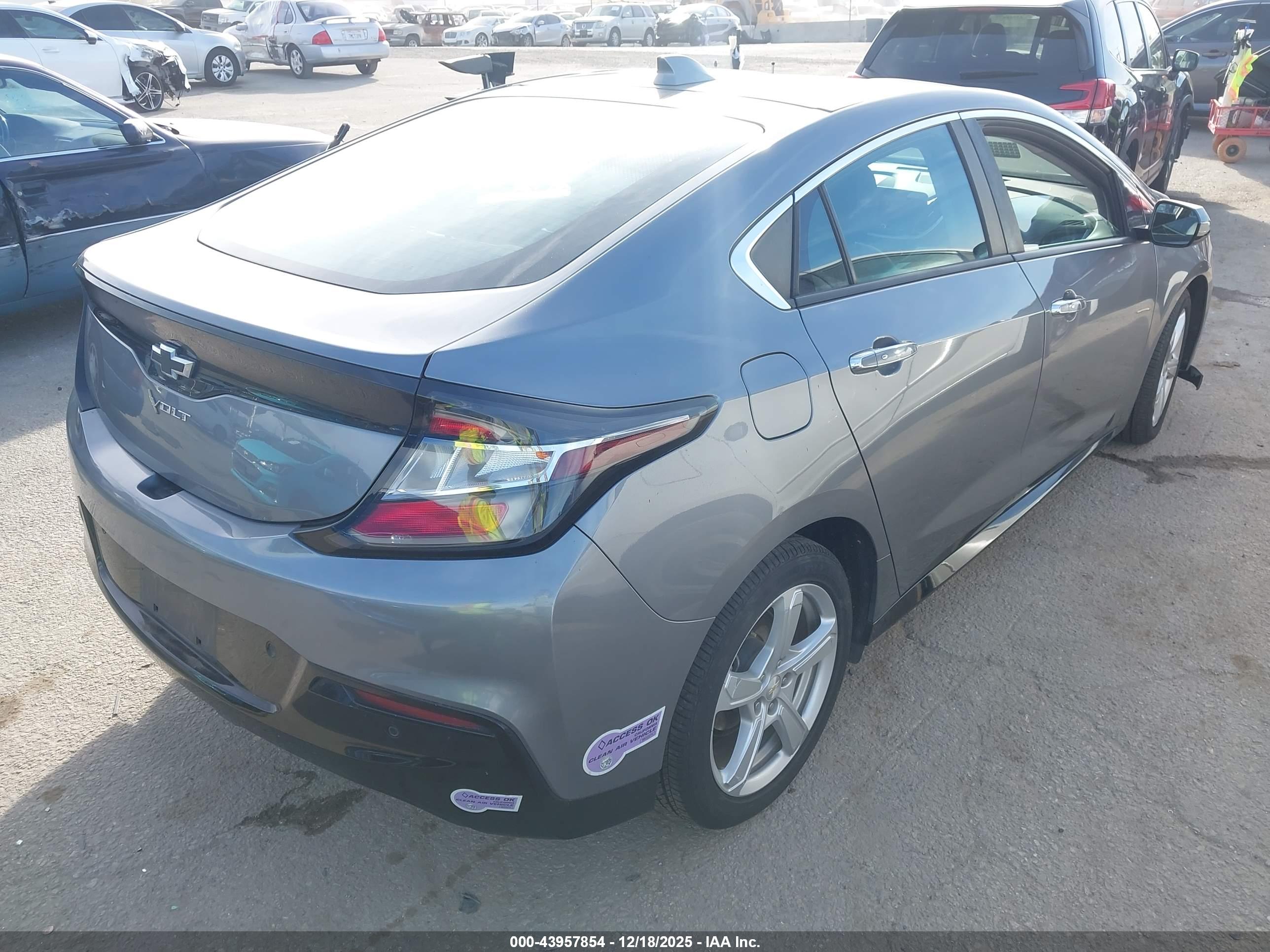 CHEVROLET VOLT image 4