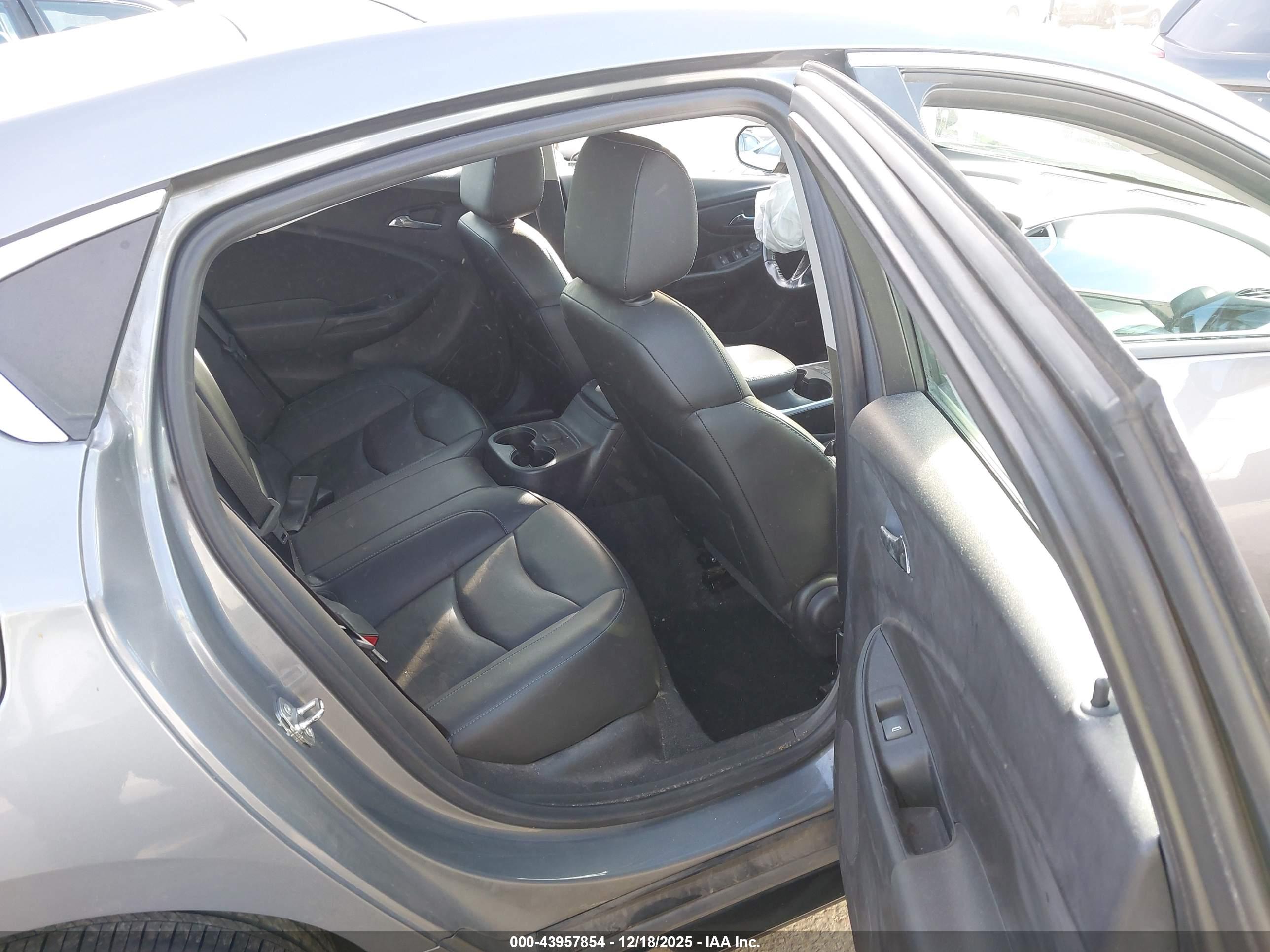 CHEVROLET VOLT image 8