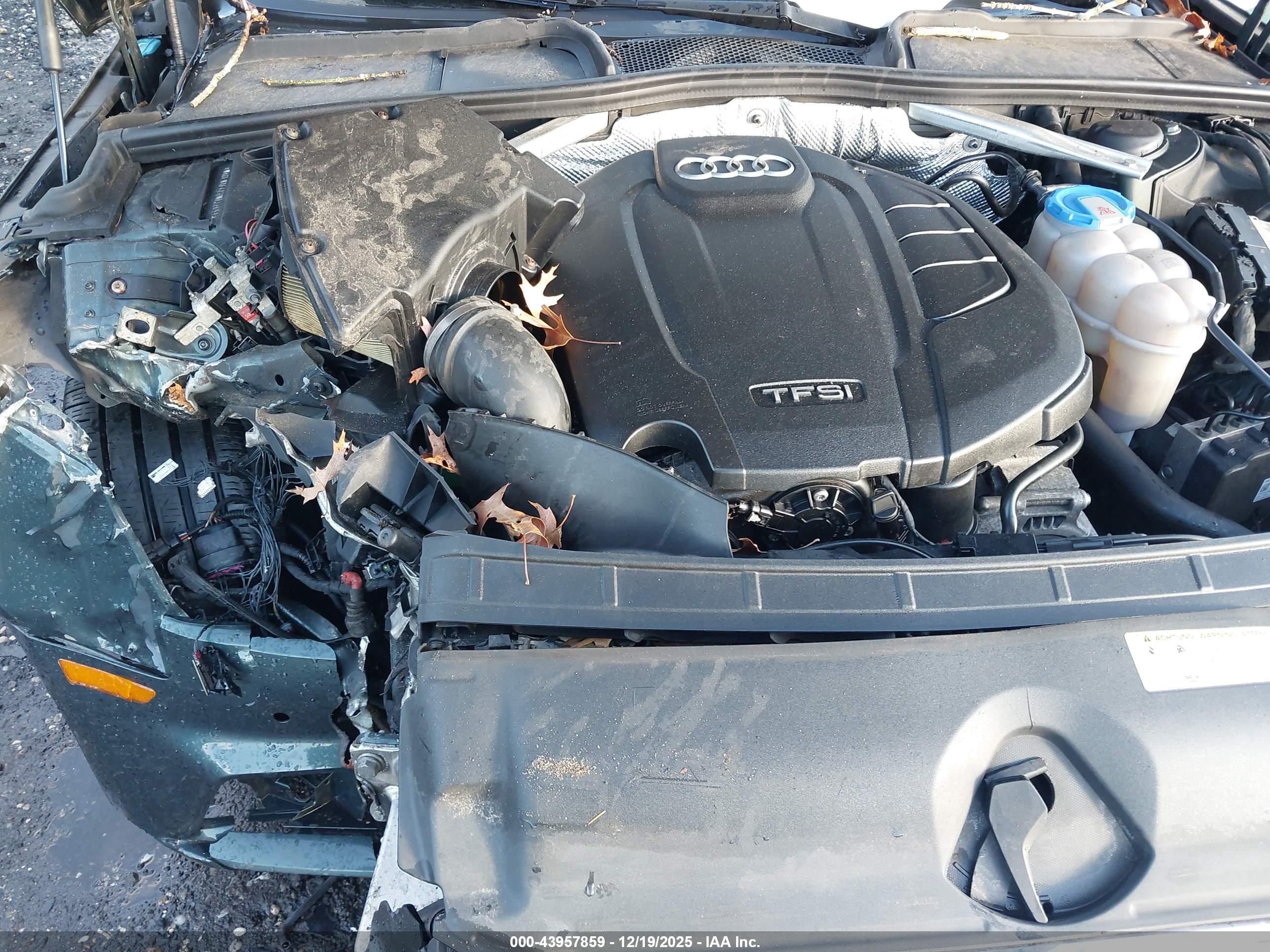 AUDI A4 image 10