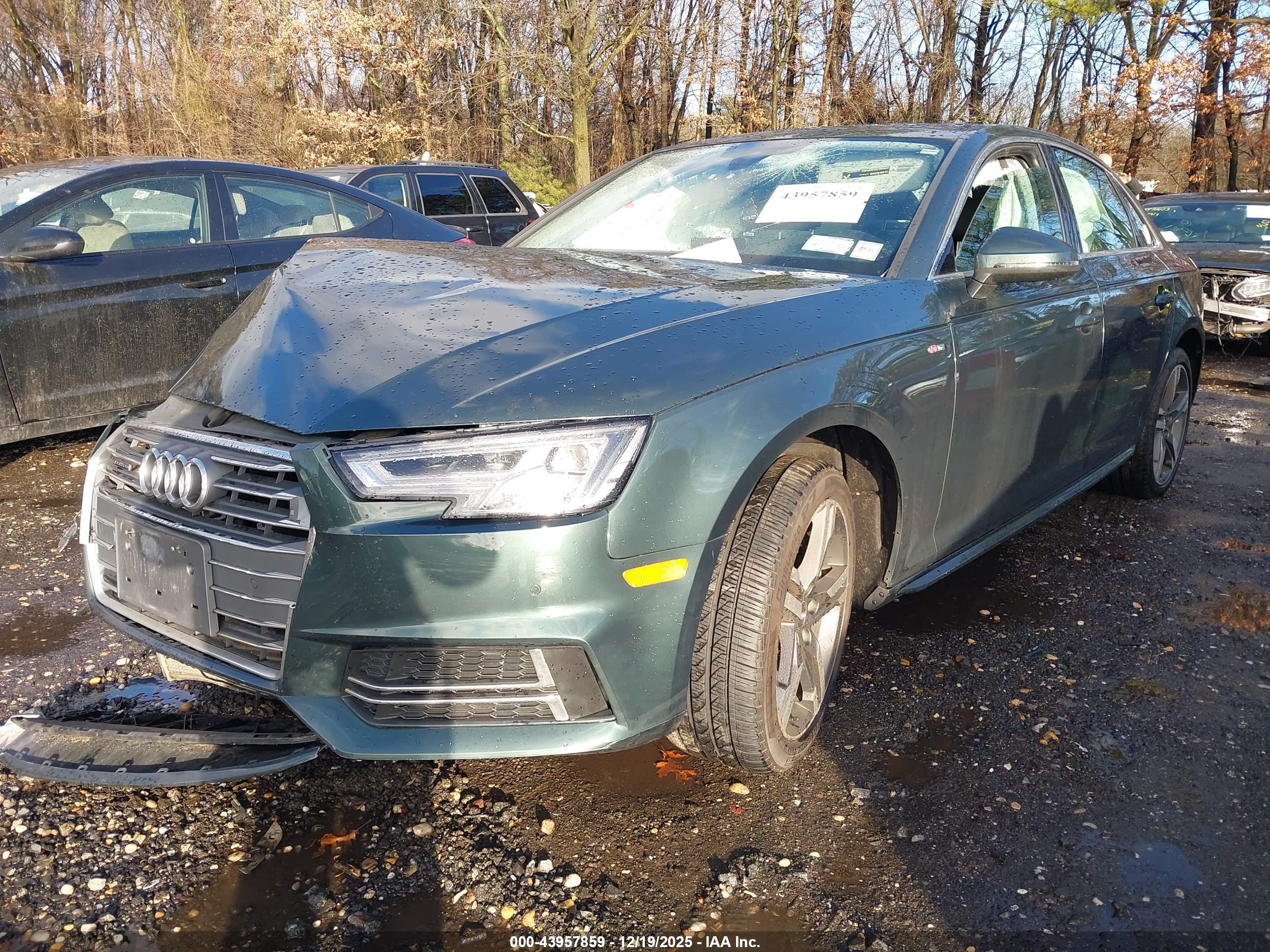 AUDI A4 image 2