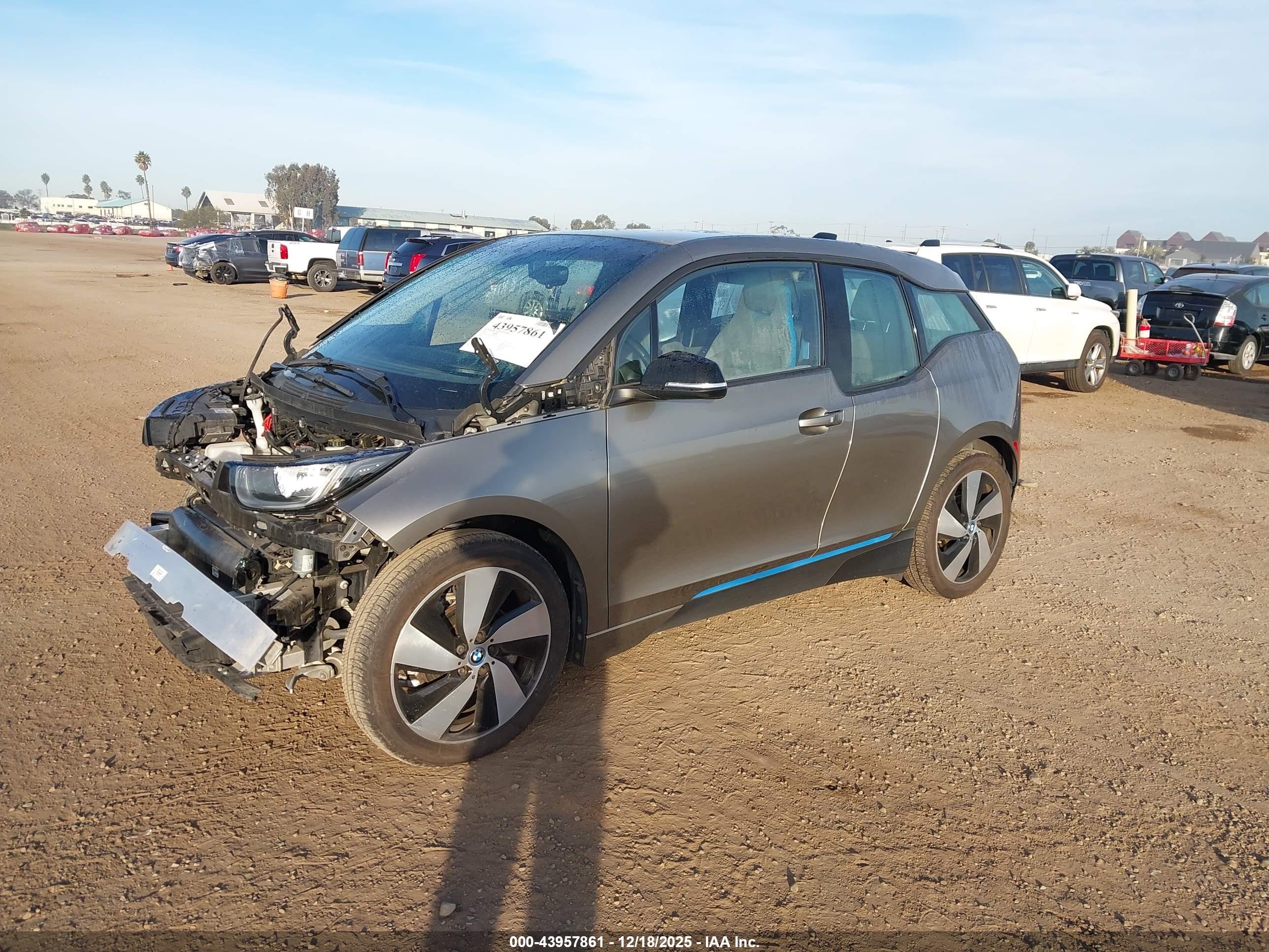 BMW I3 image 2