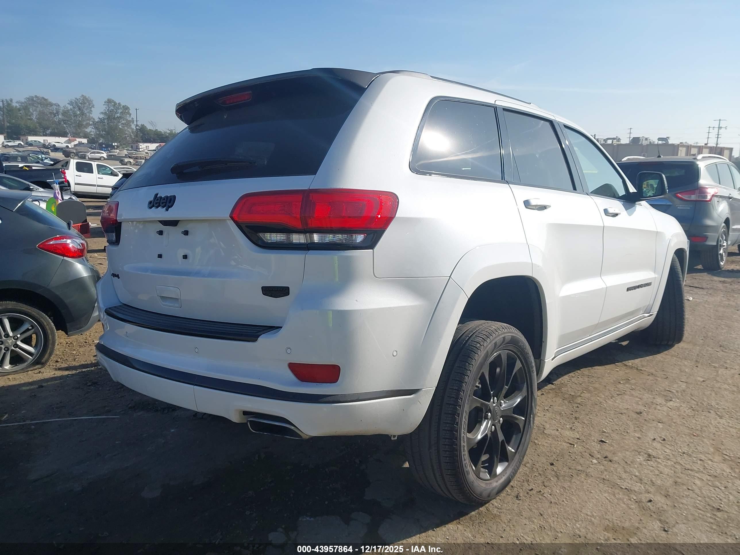 JEEP GRAND image 4