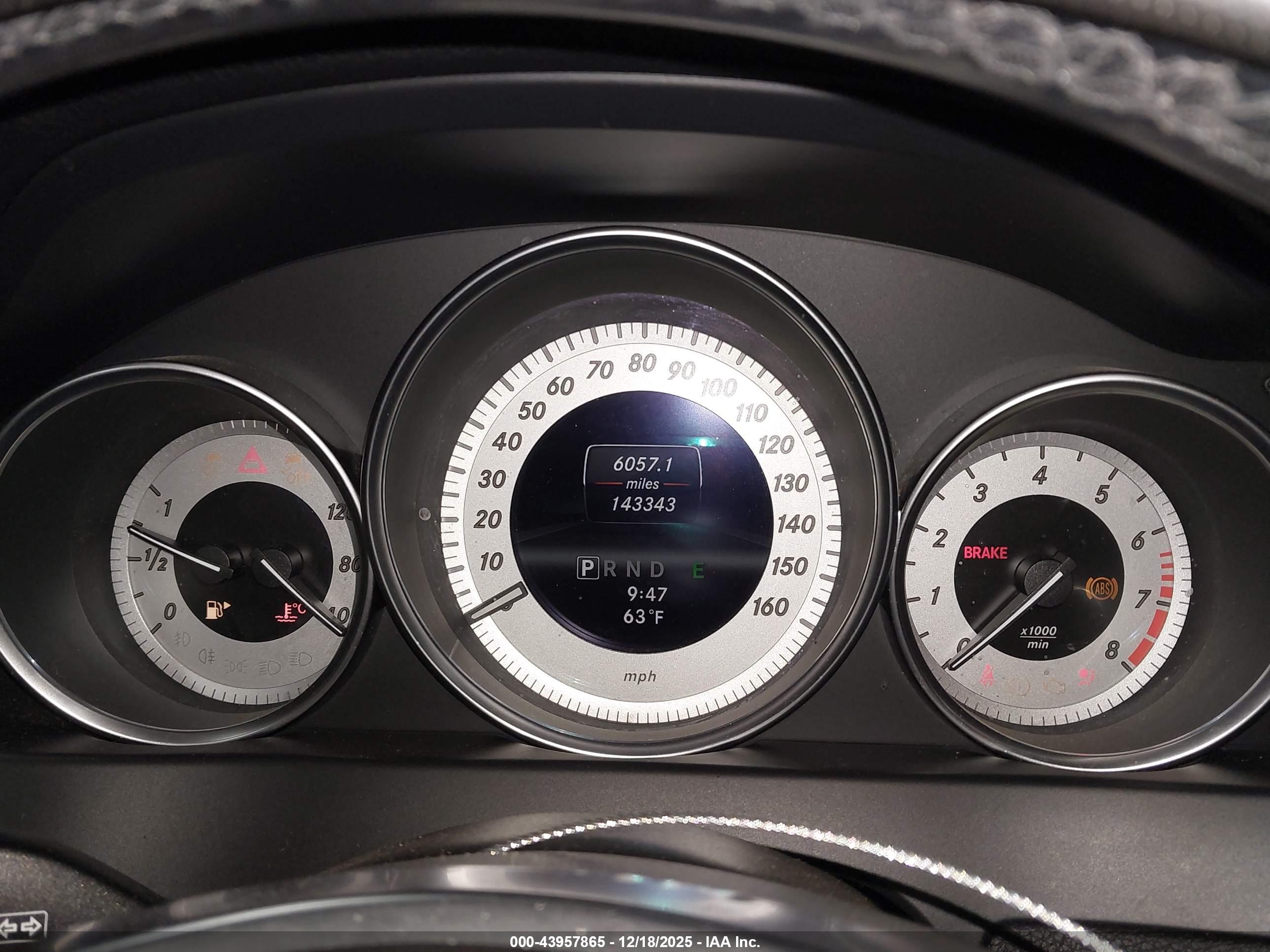 MERCEDES-BENZ C image 7