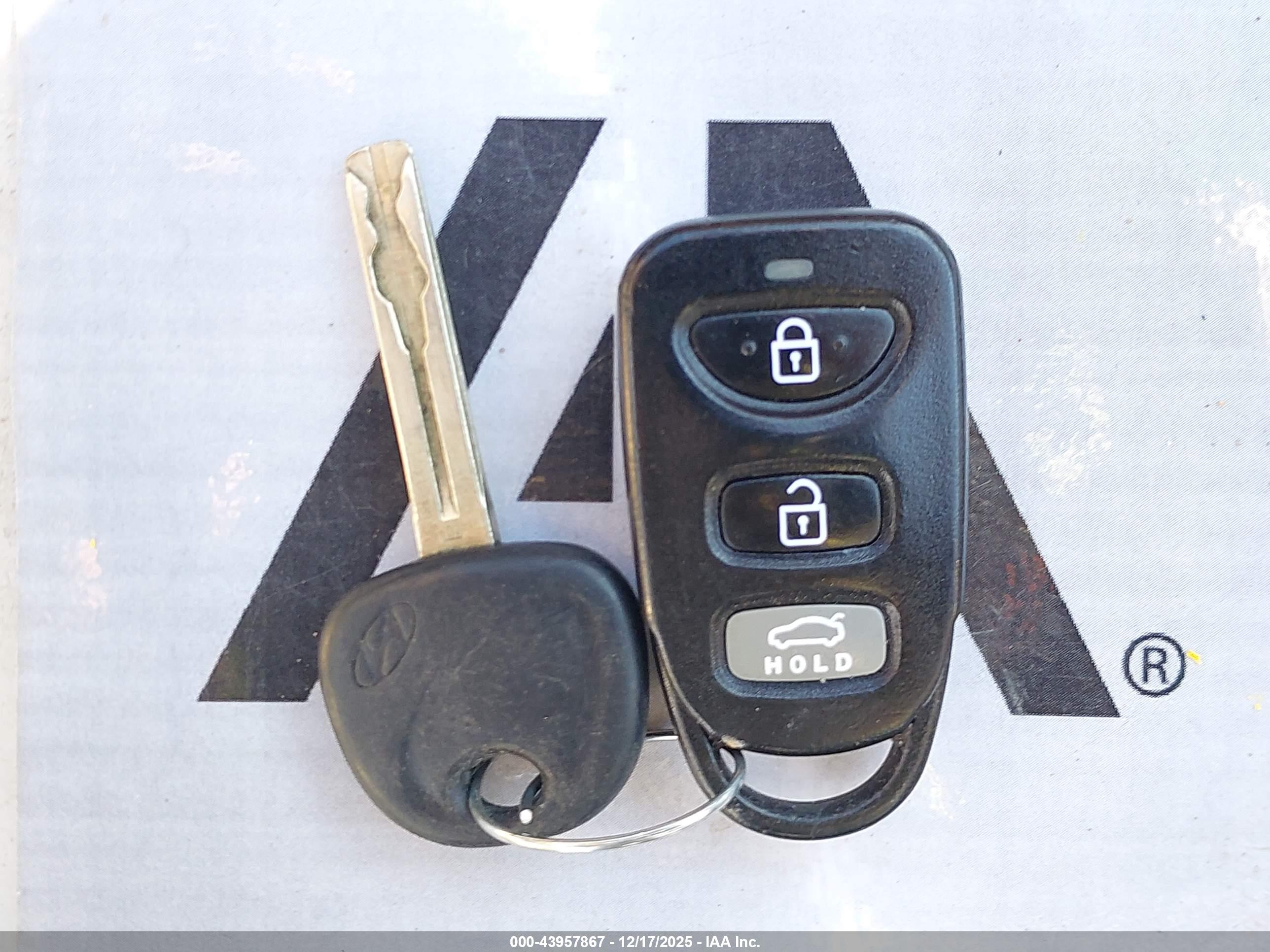 HYUNDAI SONATA image 11