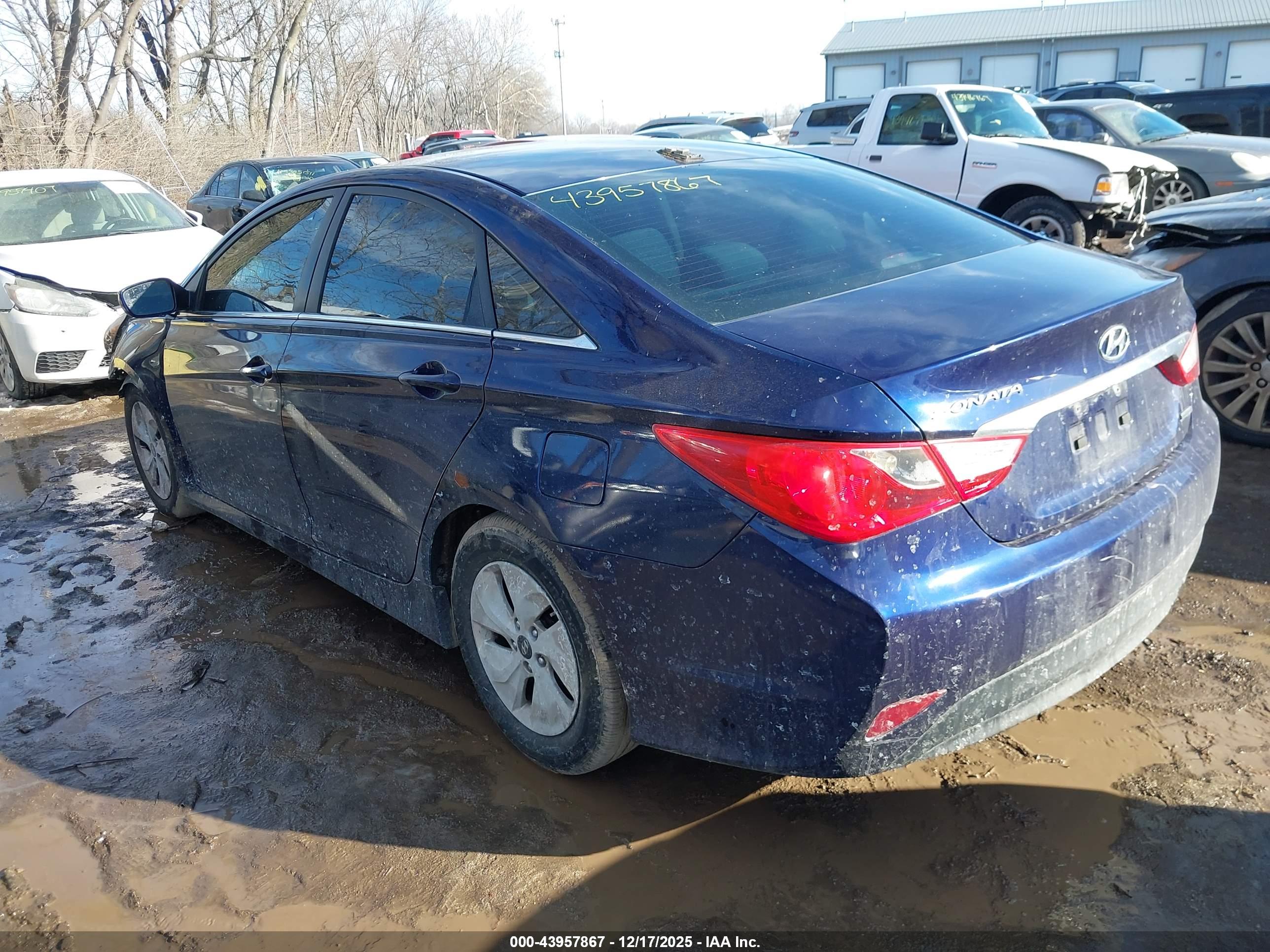 HYUNDAI SONATA image 3