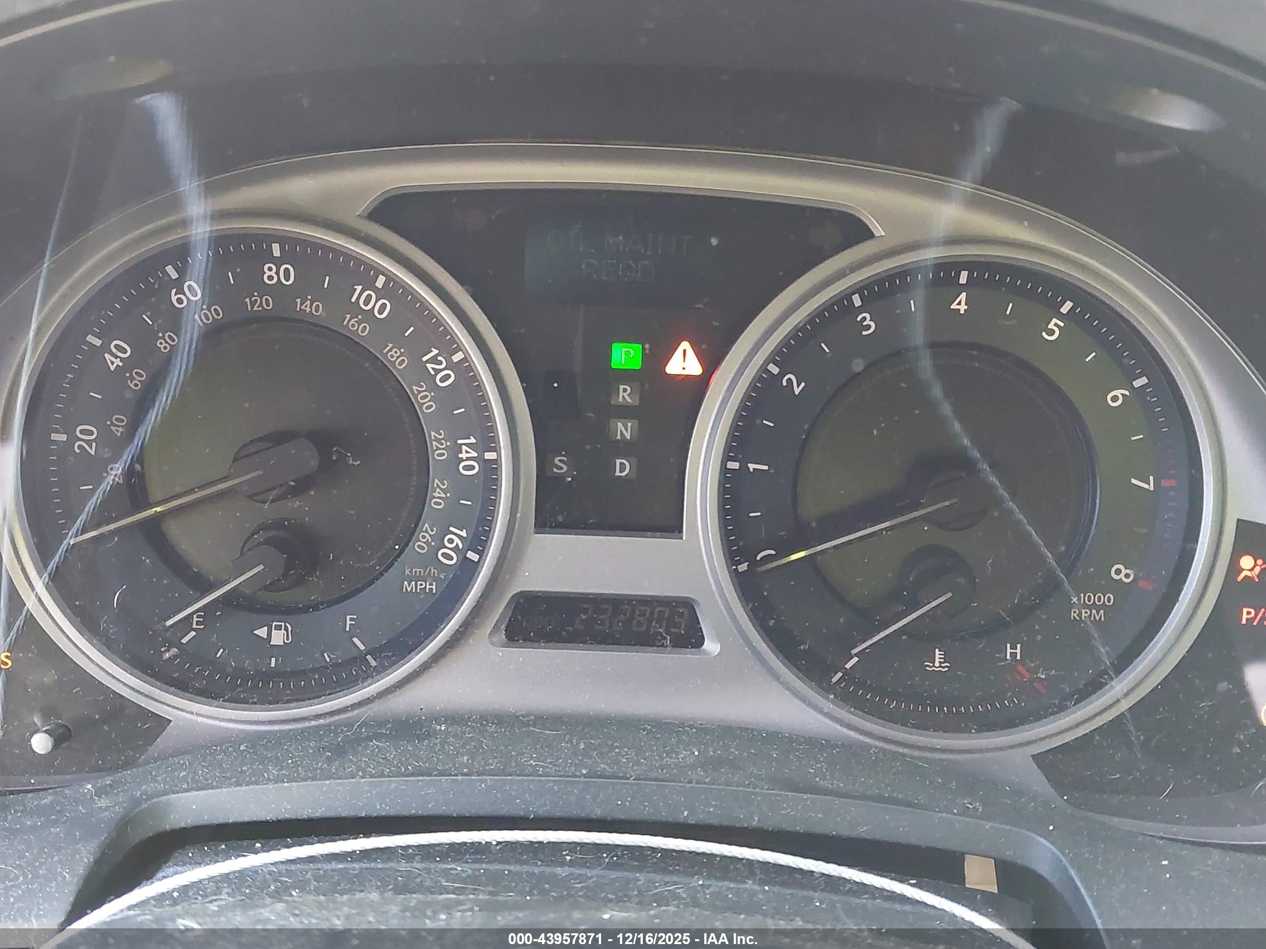 LEXUS IS image 7