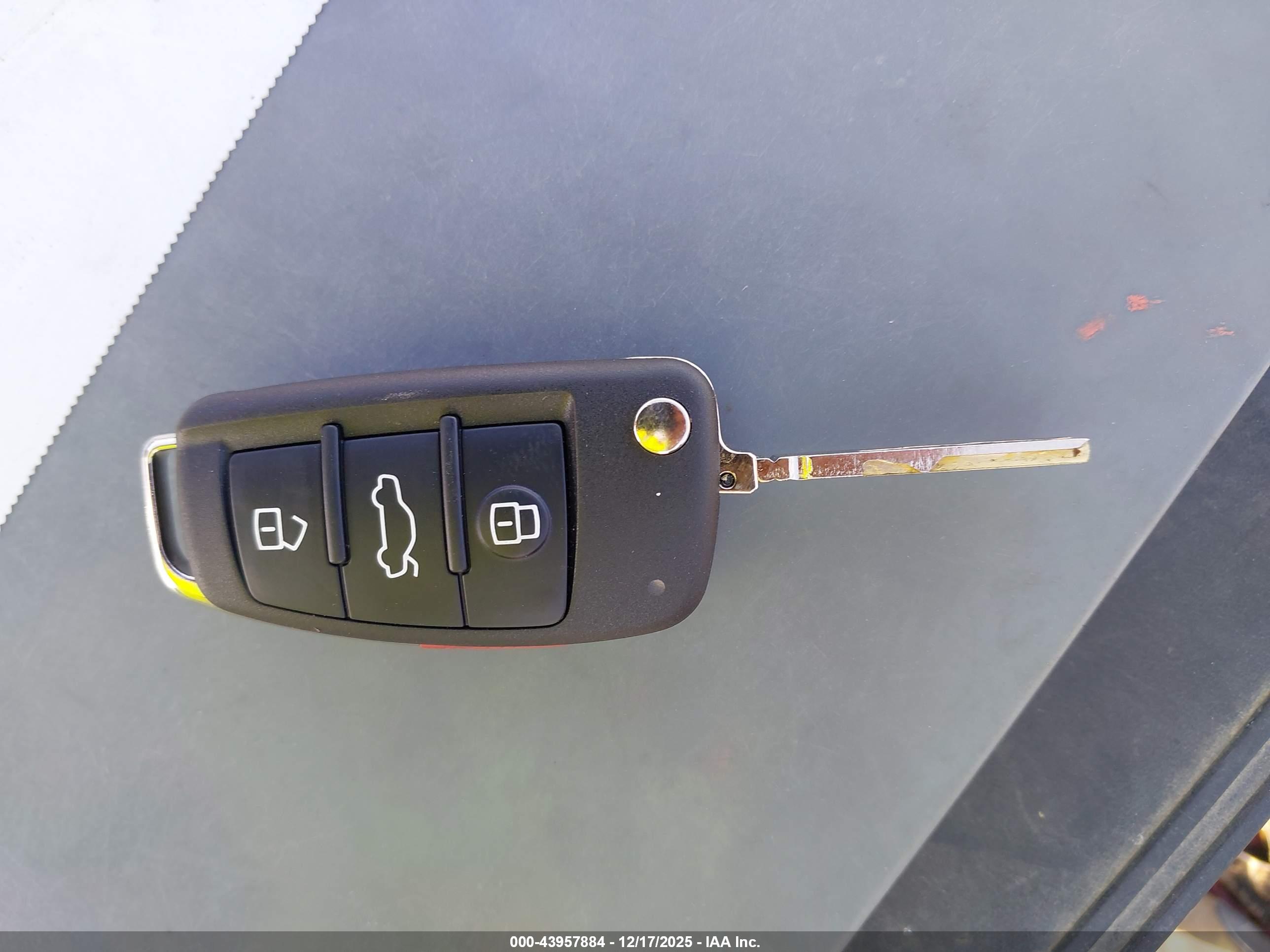 AUDI Q3 image 11