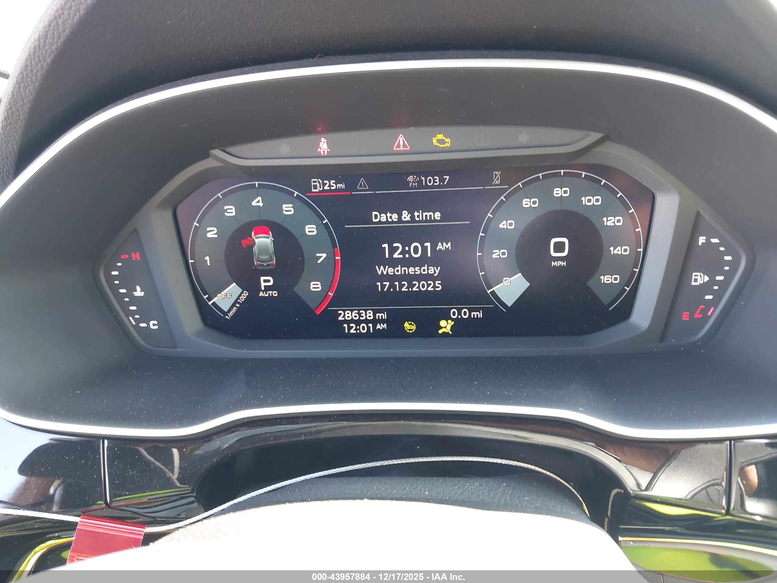 AUDI Q3 image 7