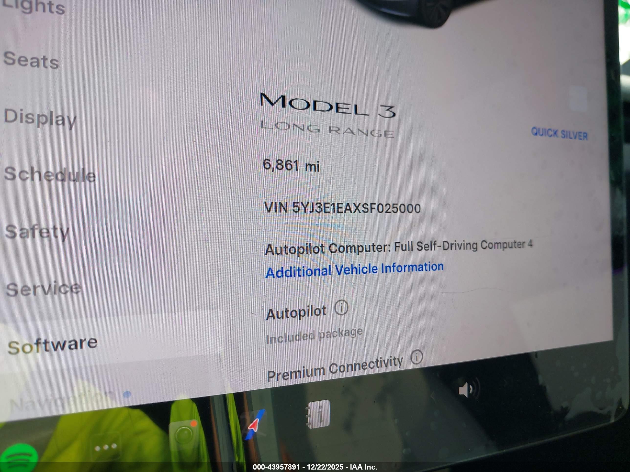 TESLA MODEL image 7