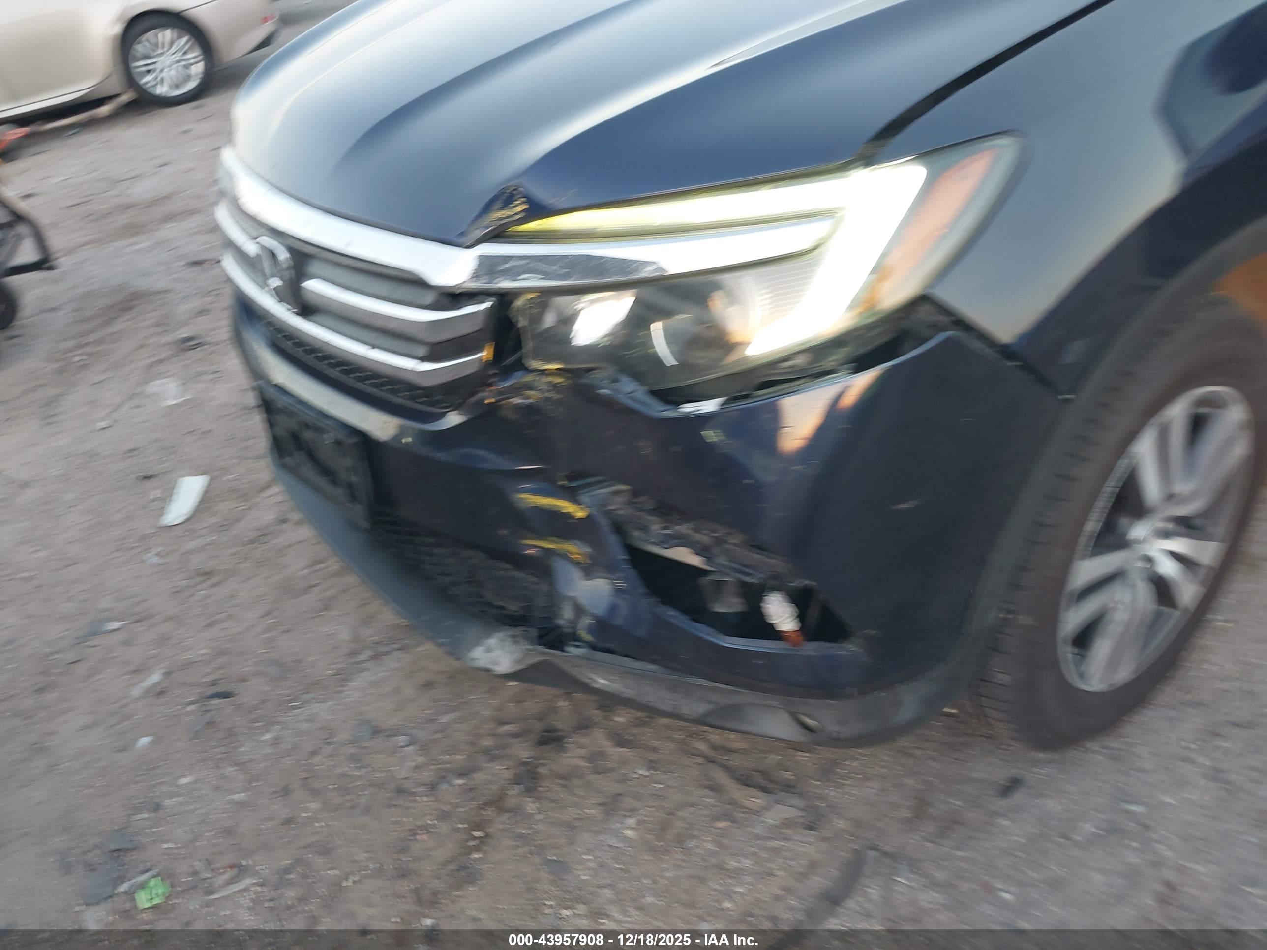 HONDA PILOT image 6