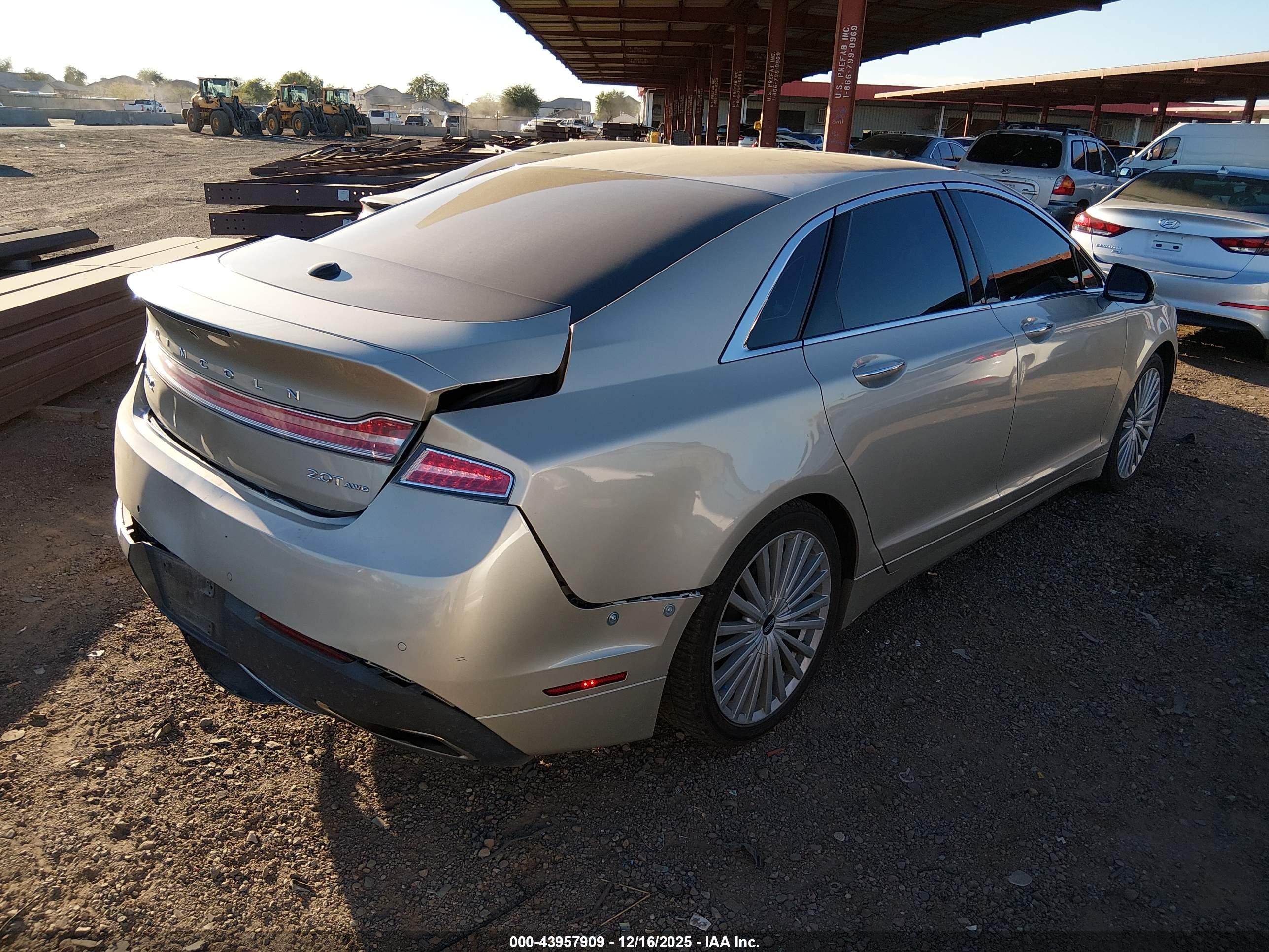 LINCOLN MKZ image 4