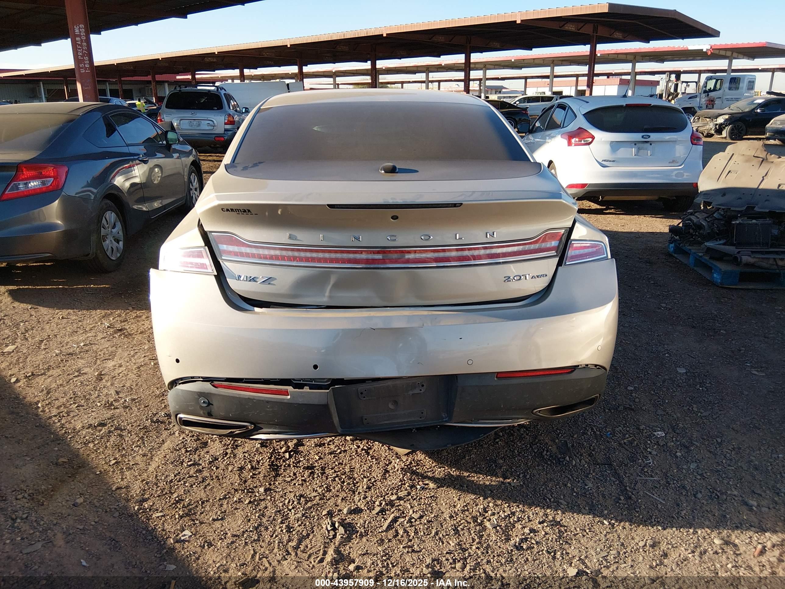 LINCOLN MKZ image 6