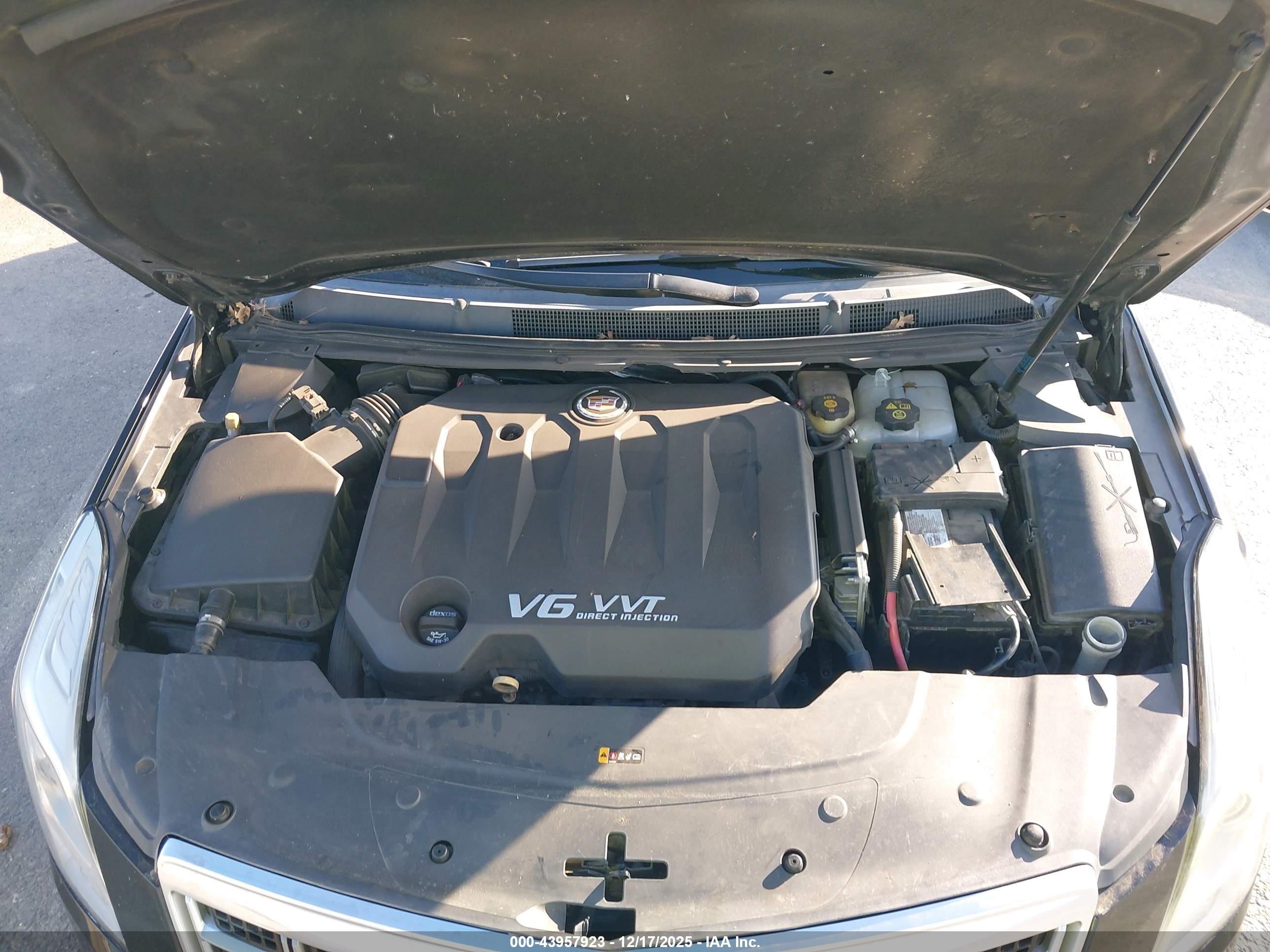 CADILLAC XTS image 10