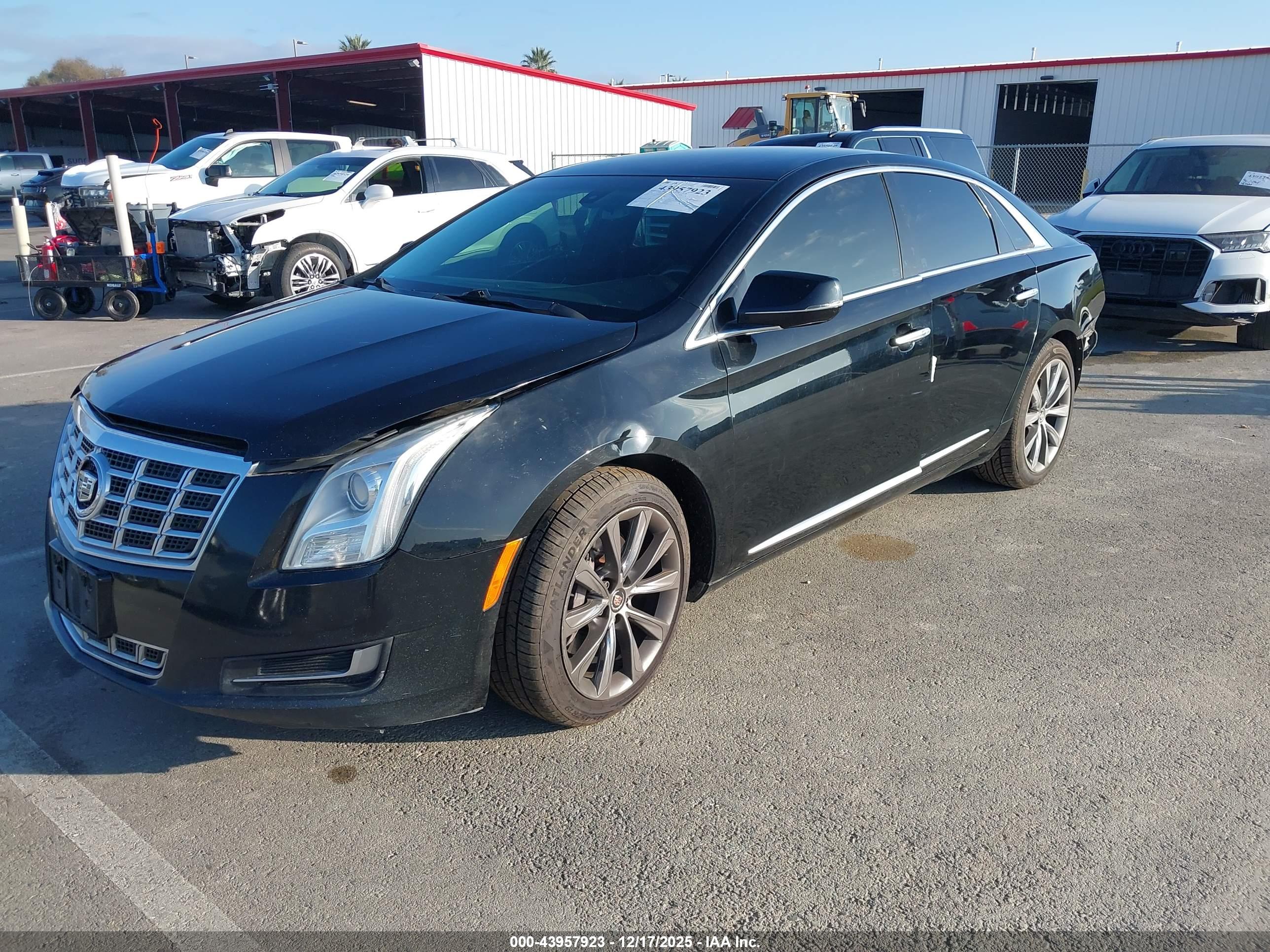 CADILLAC XTS image 2