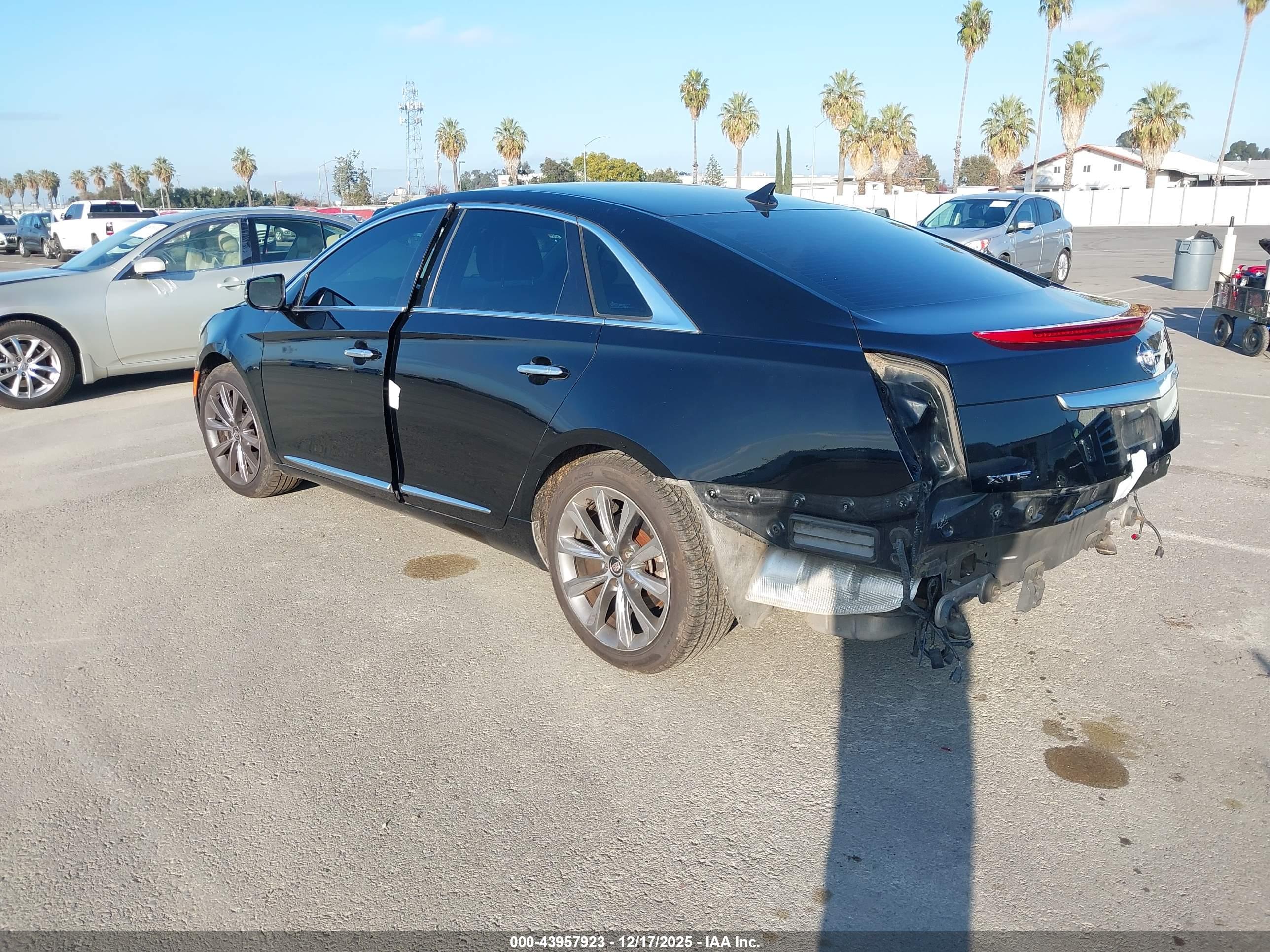 CADILLAC XTS image 3