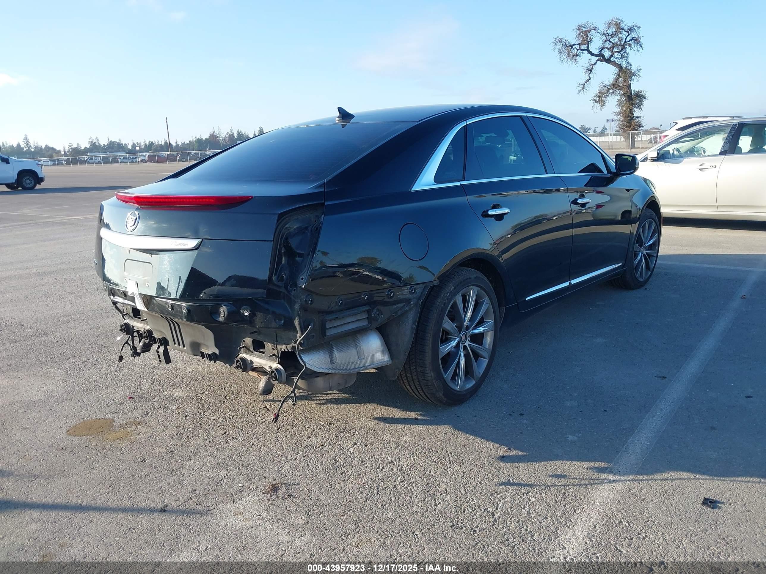 CADILLAC XTS image 4