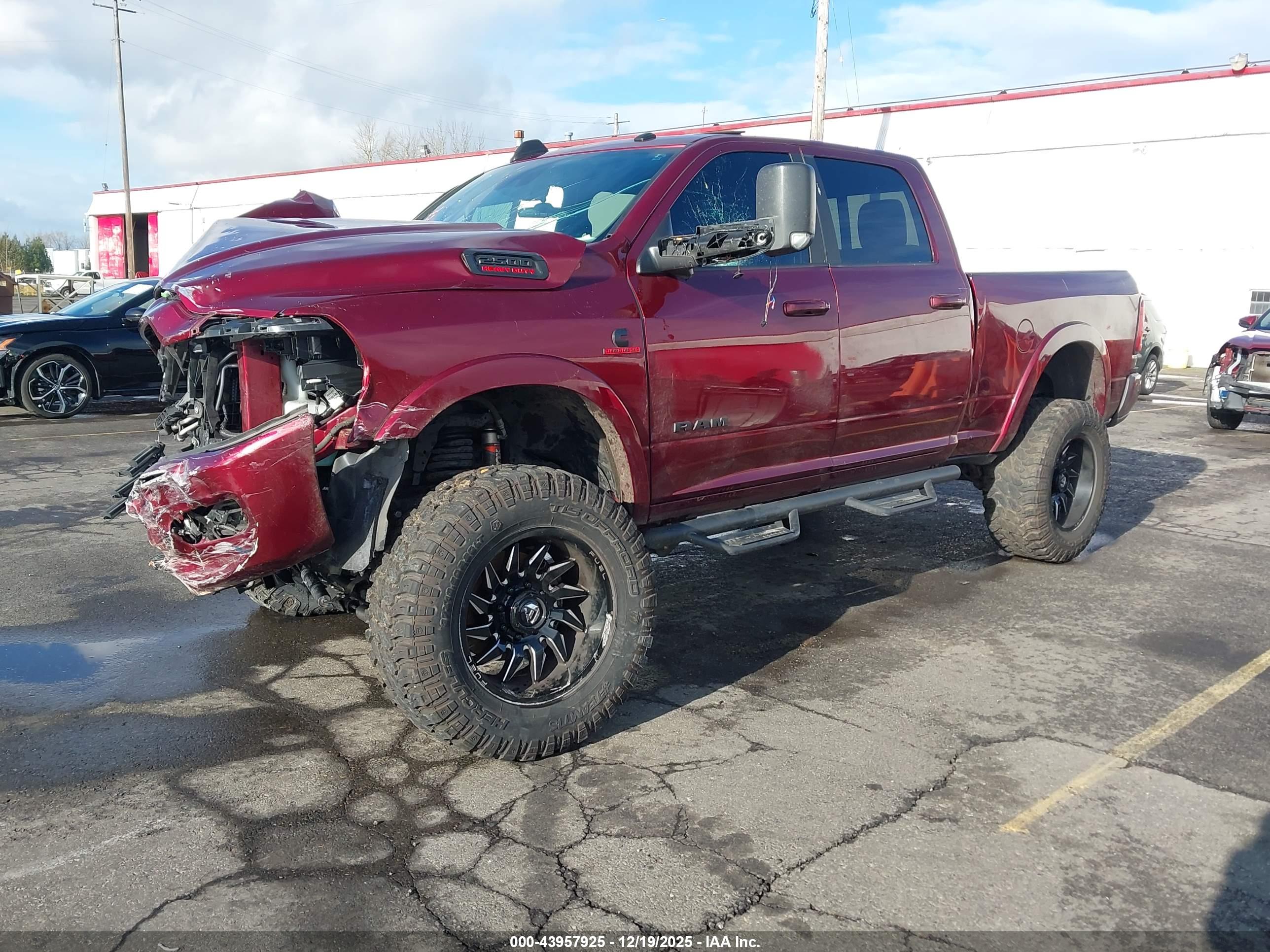 RAM 2500 image 2