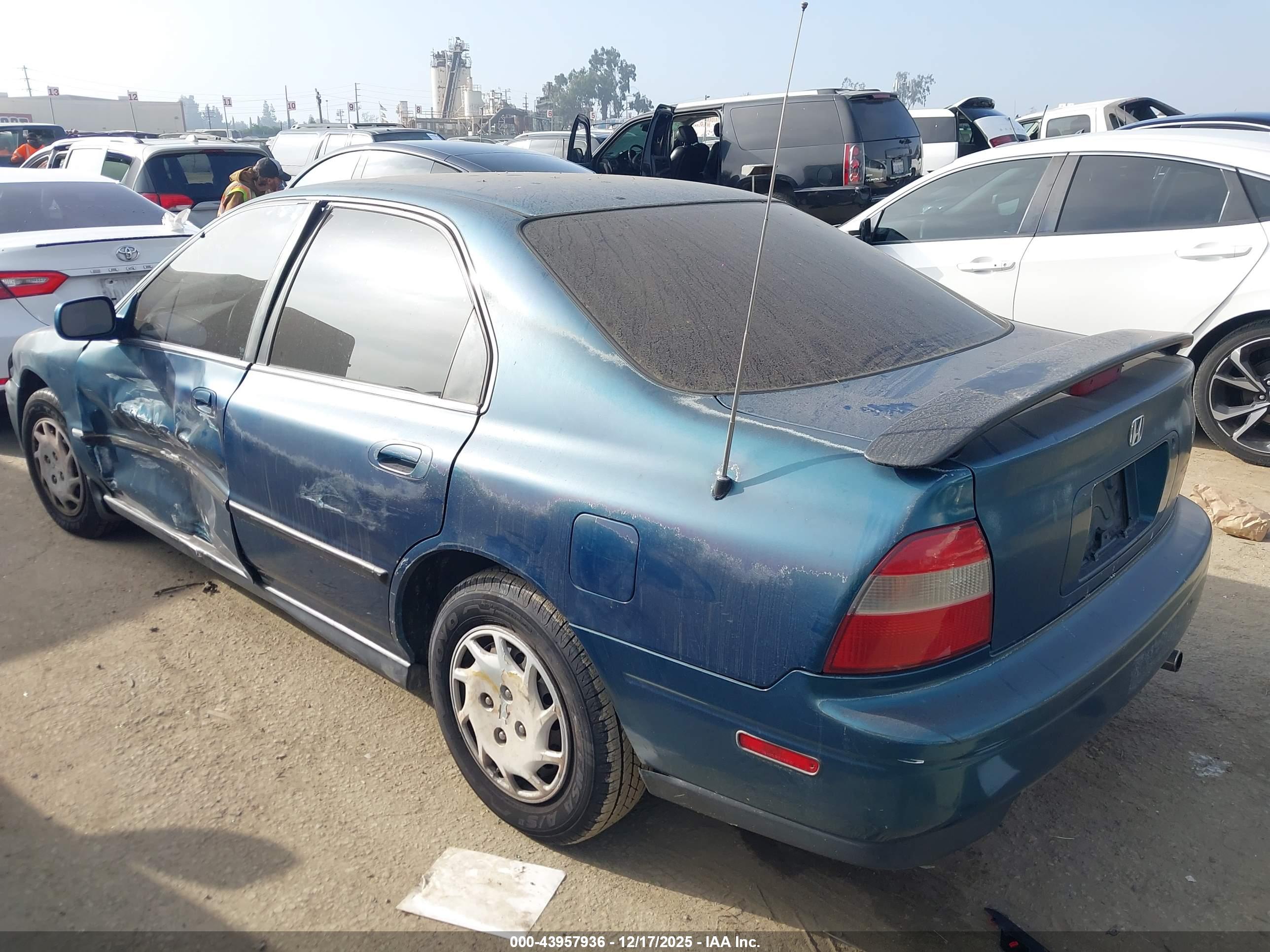 HONDA ACCORD image 3