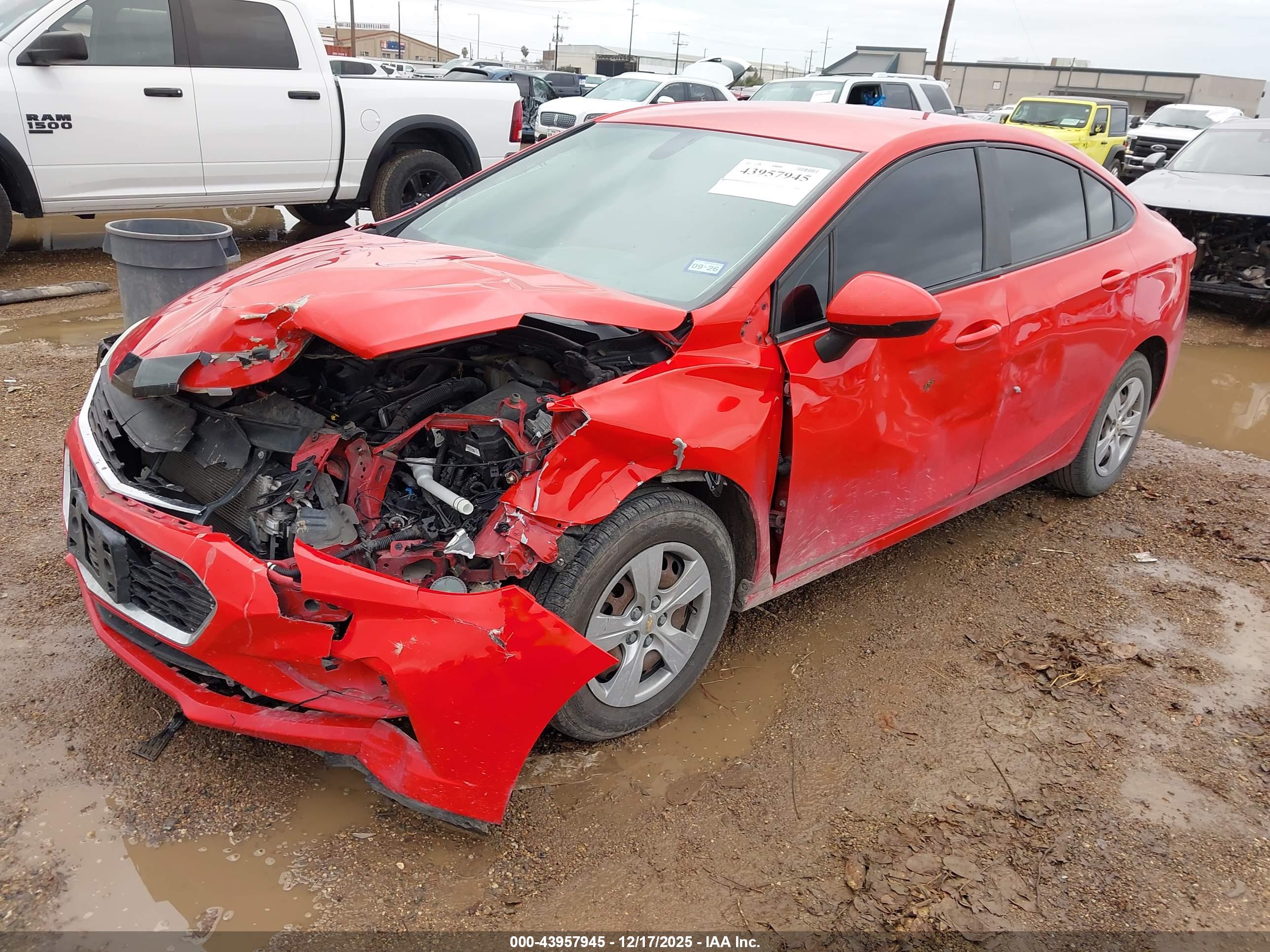 CHEVROLET CRUZE image 2