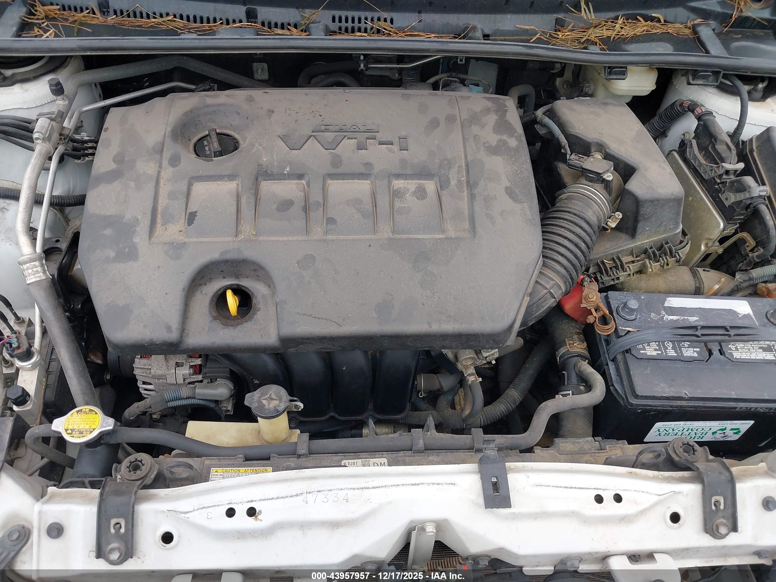 TOYOTA COROLLA image 10