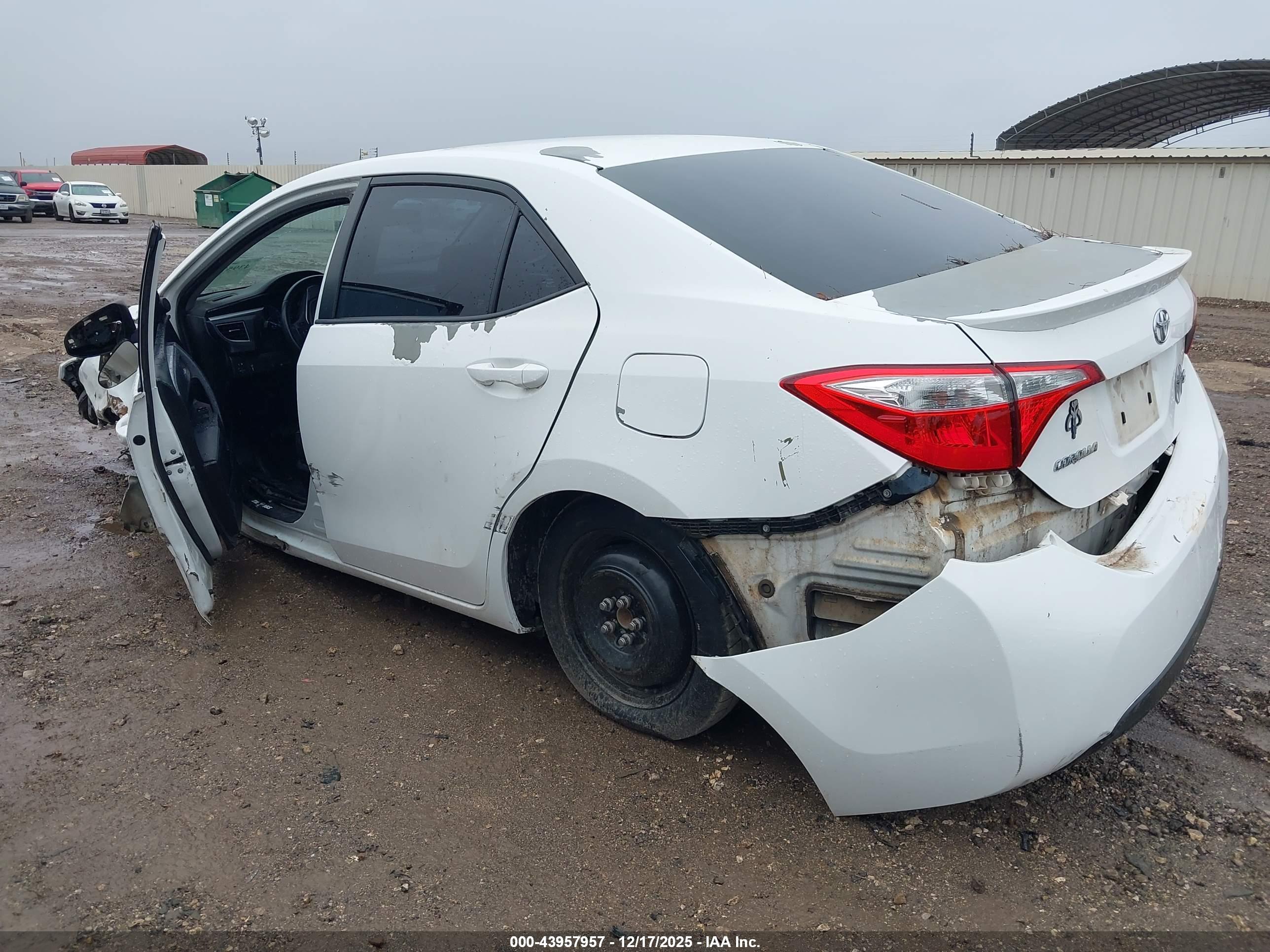 TOYOTA COROLLA image 3