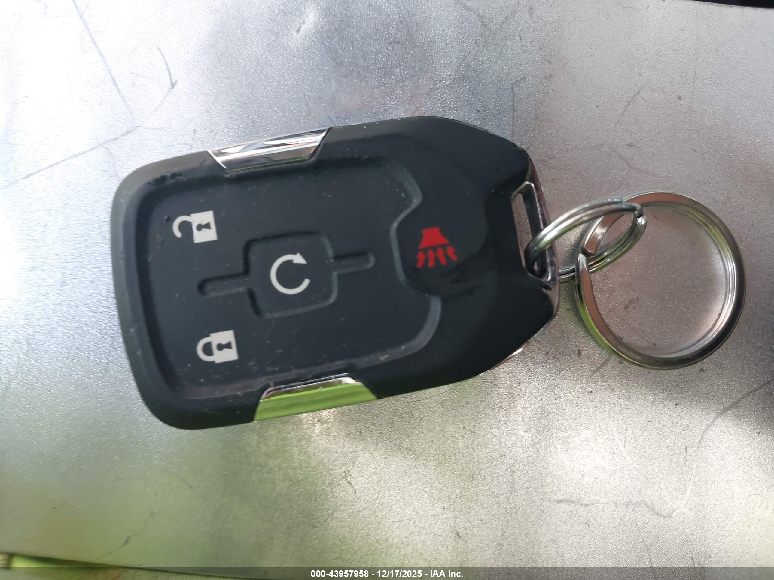 GMC TERRAIN image 11