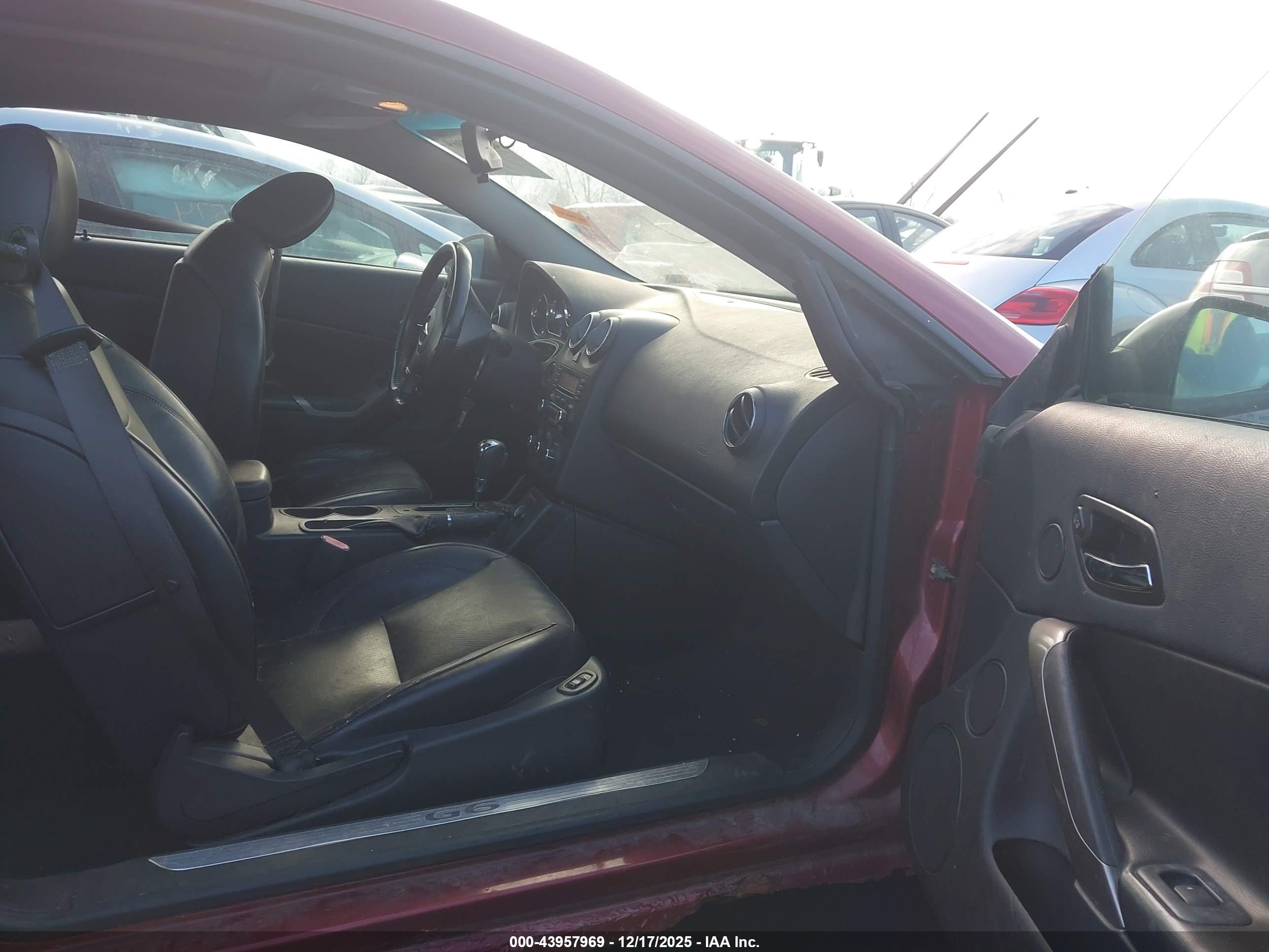 PONTIAC G6 image 5