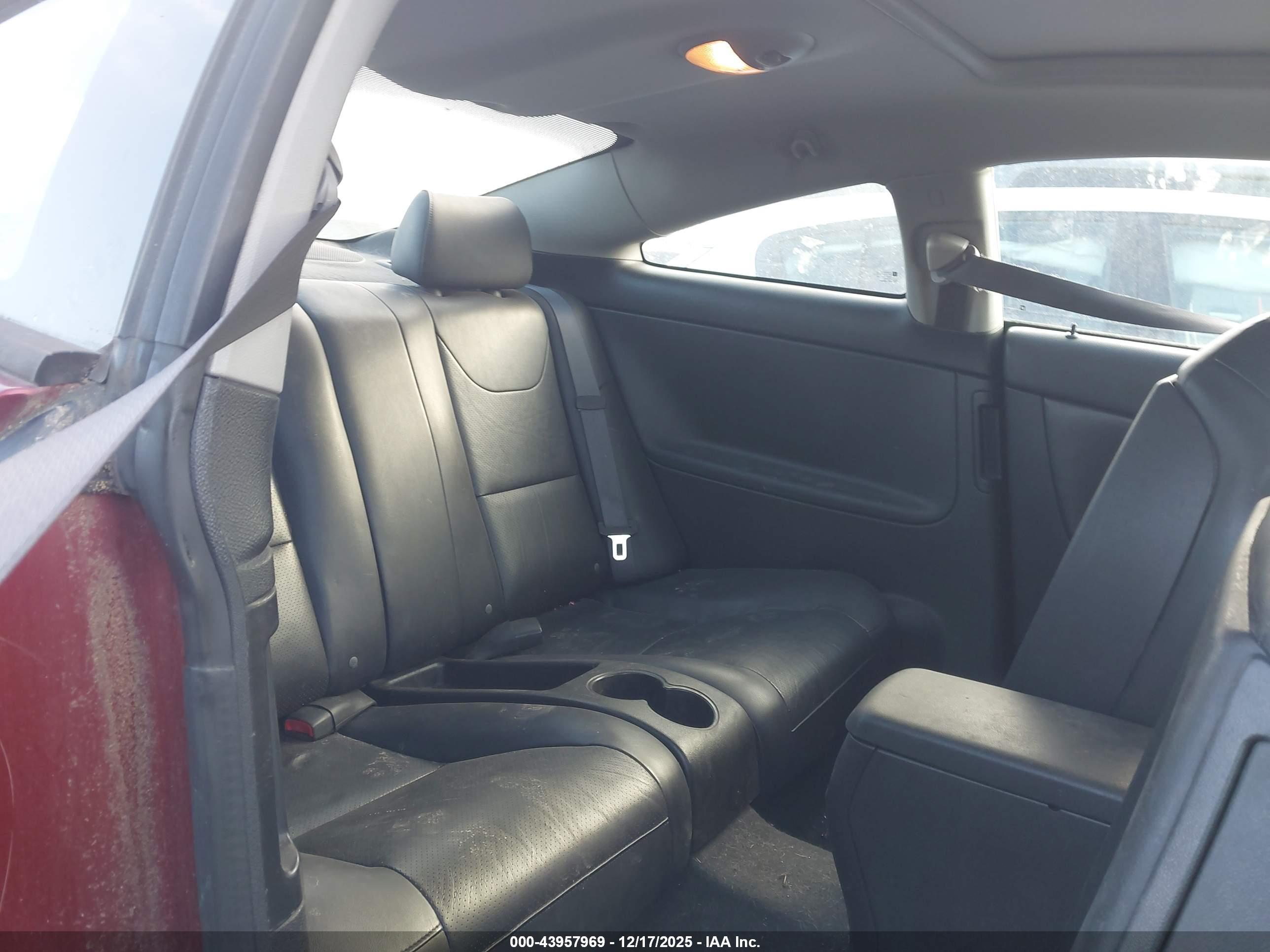 PONTIAC G6 image 8
