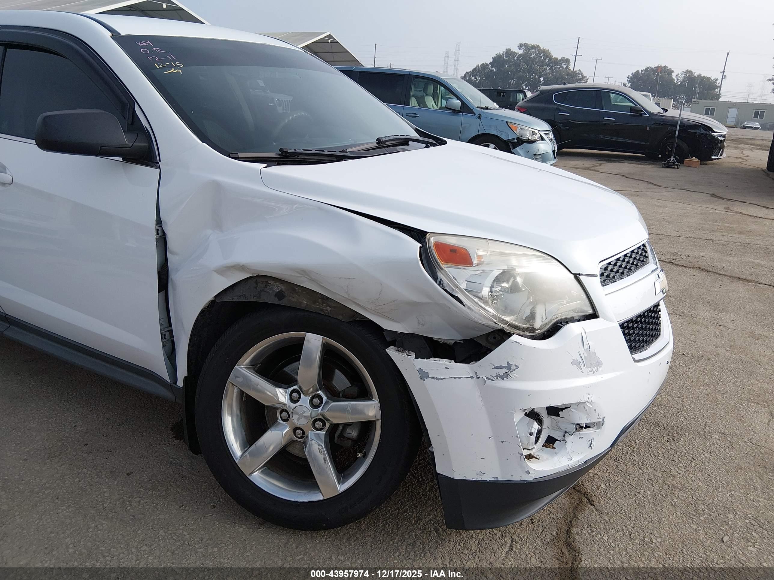 CHEVROLET EQUINOX image 6