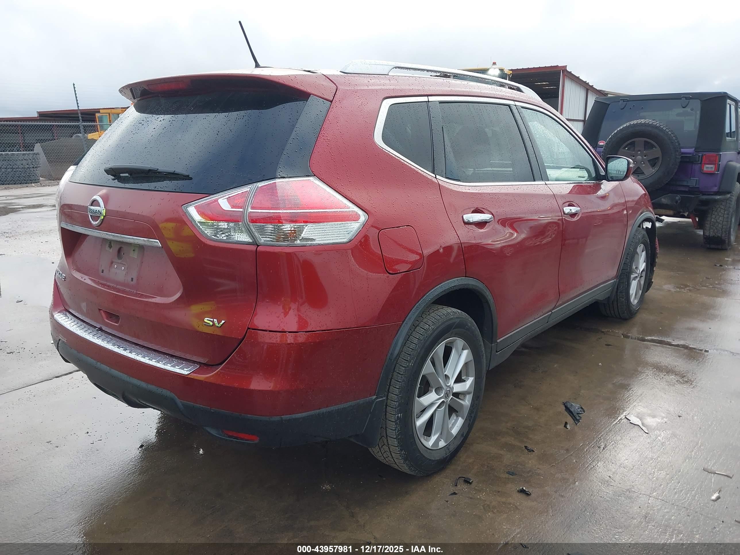 NISSAN ROGUE image 4