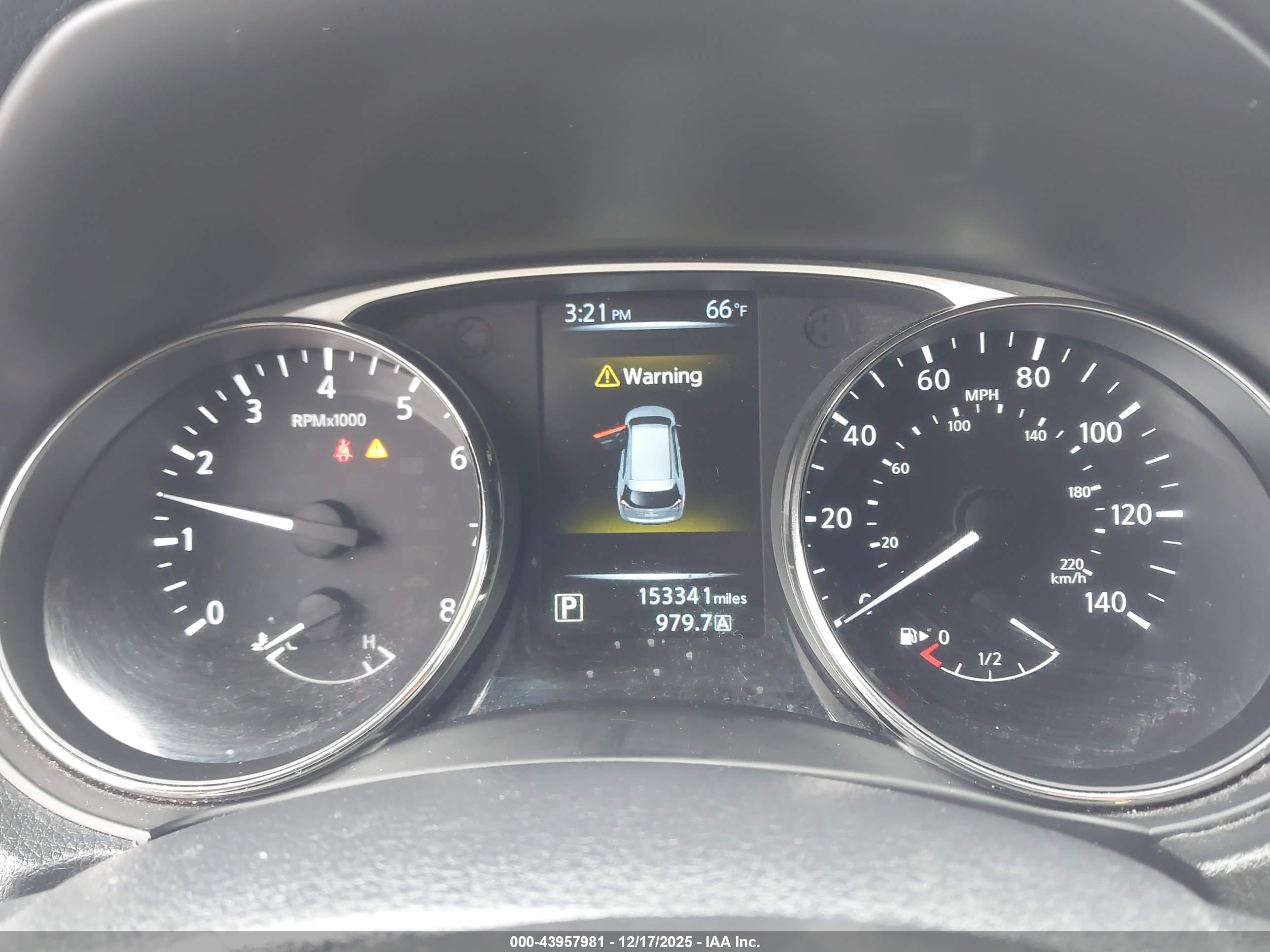 NISSAN ROGUE image 7