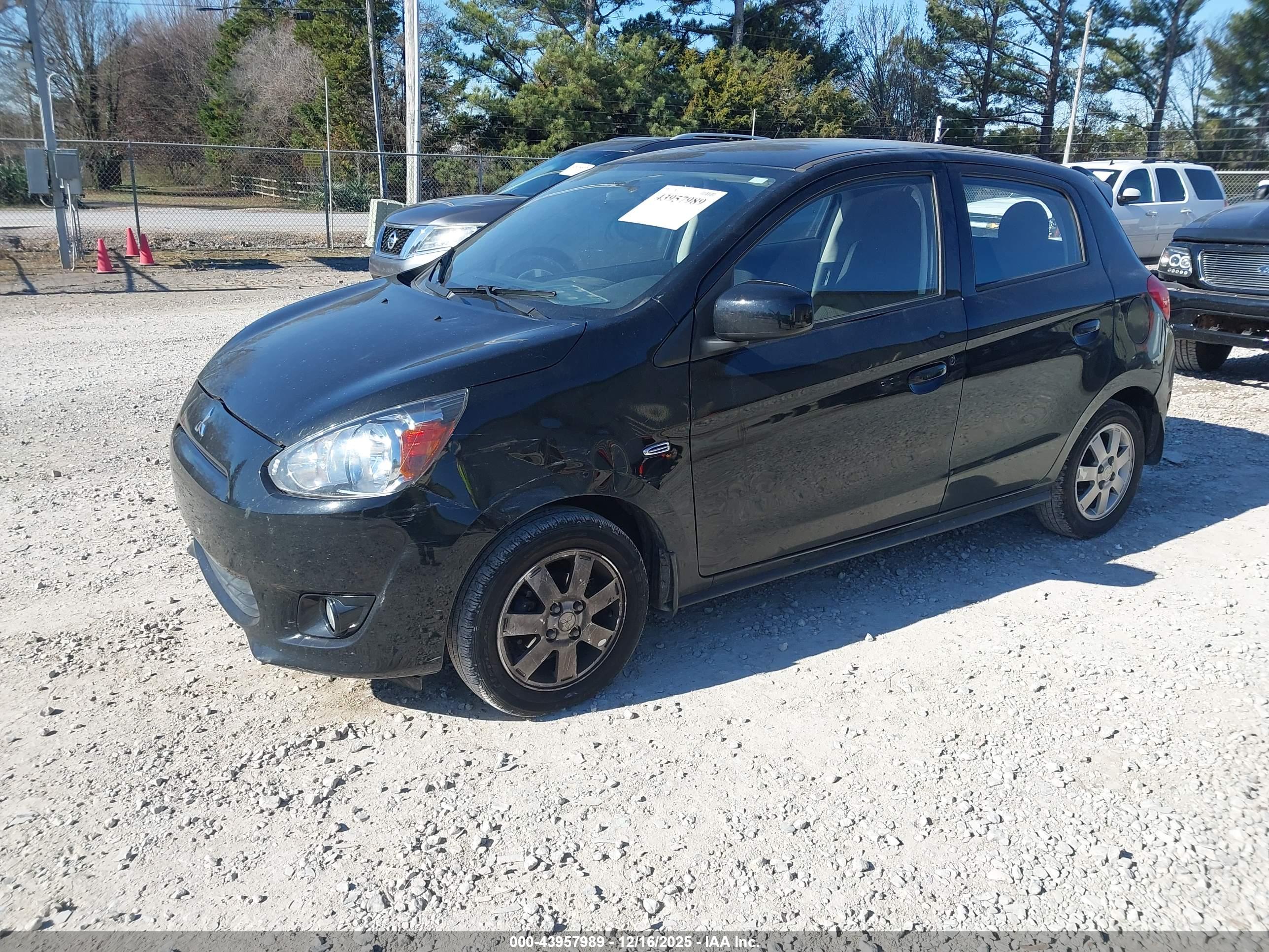 MITSUBISHI MIRAGE image 2