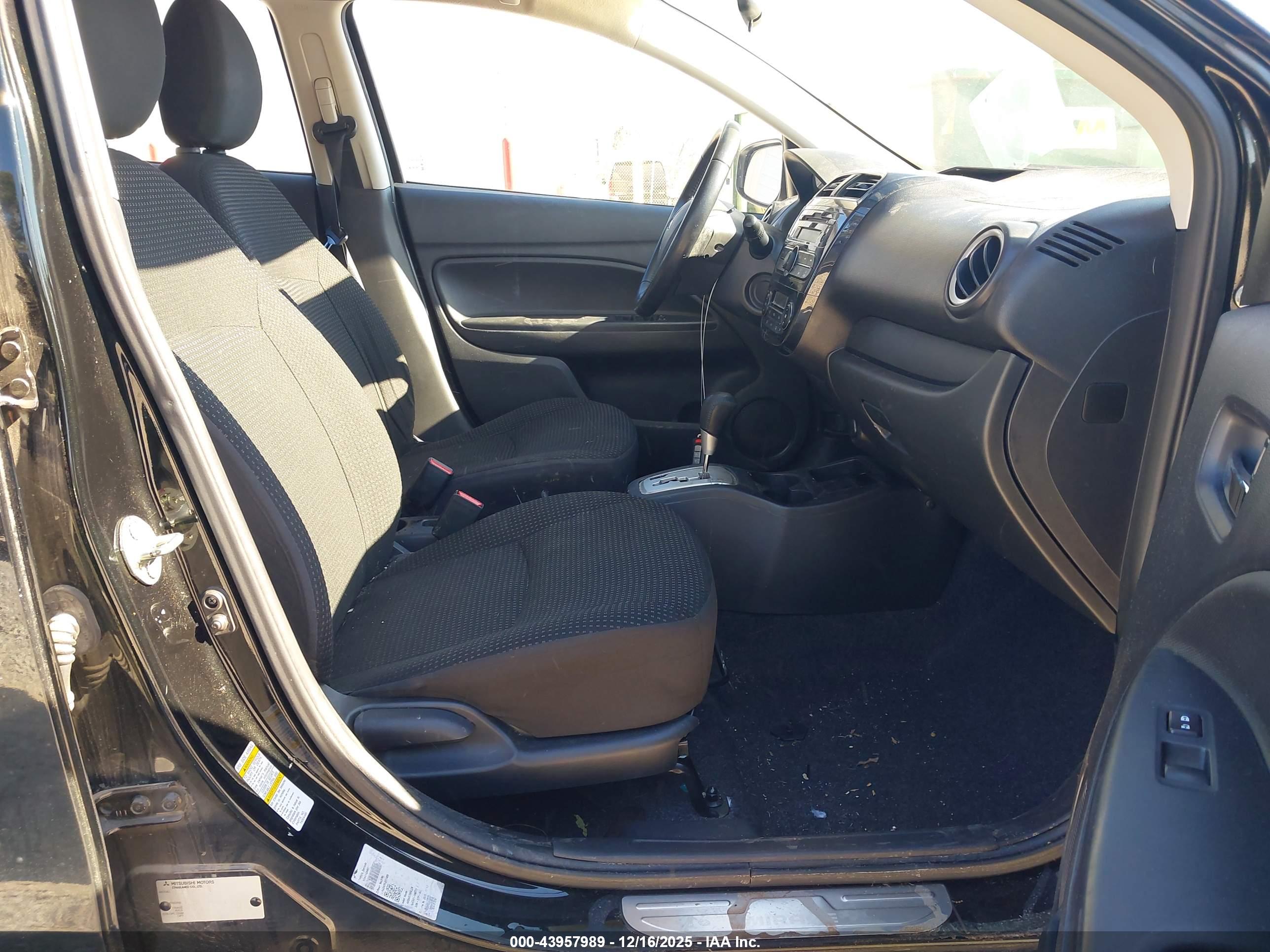 MITSUBISHI MIRAGE image 5